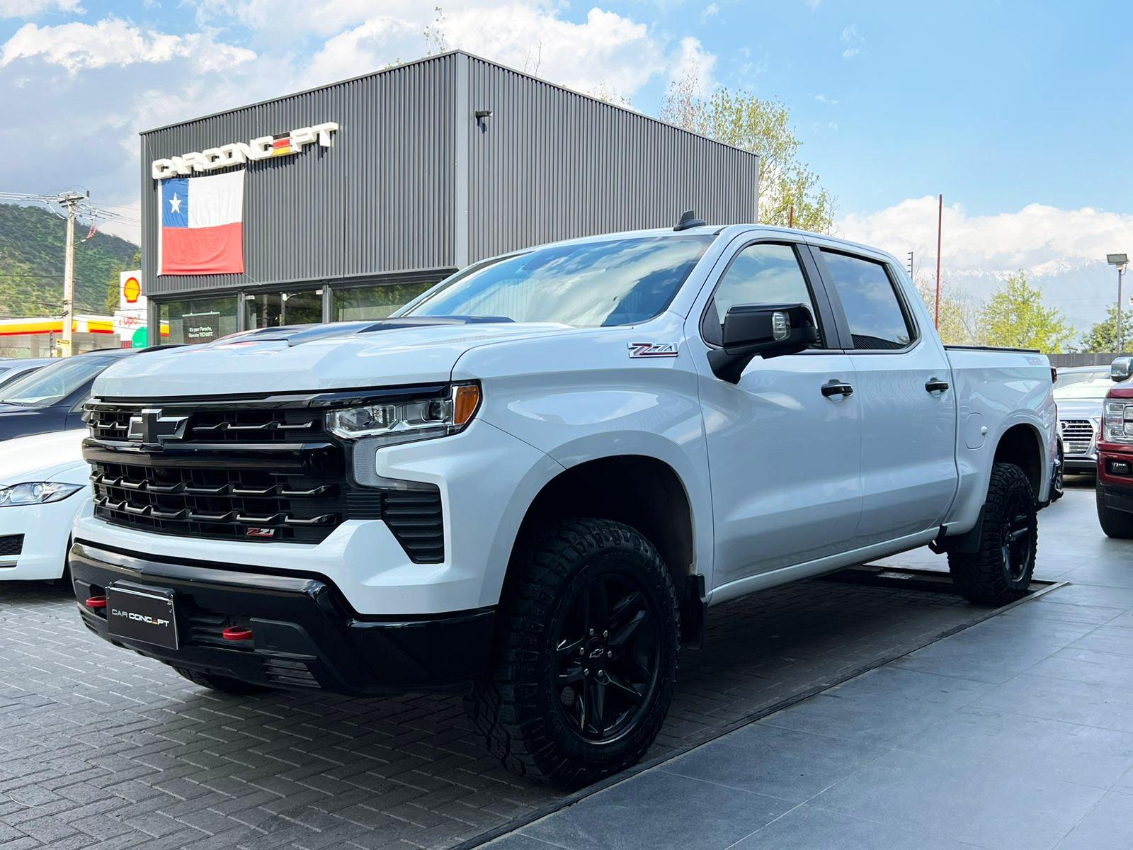 CHEVROLET SILVERADO TRAIL BOSS 2022 FACTURABLE IVA INCLUIDO - 