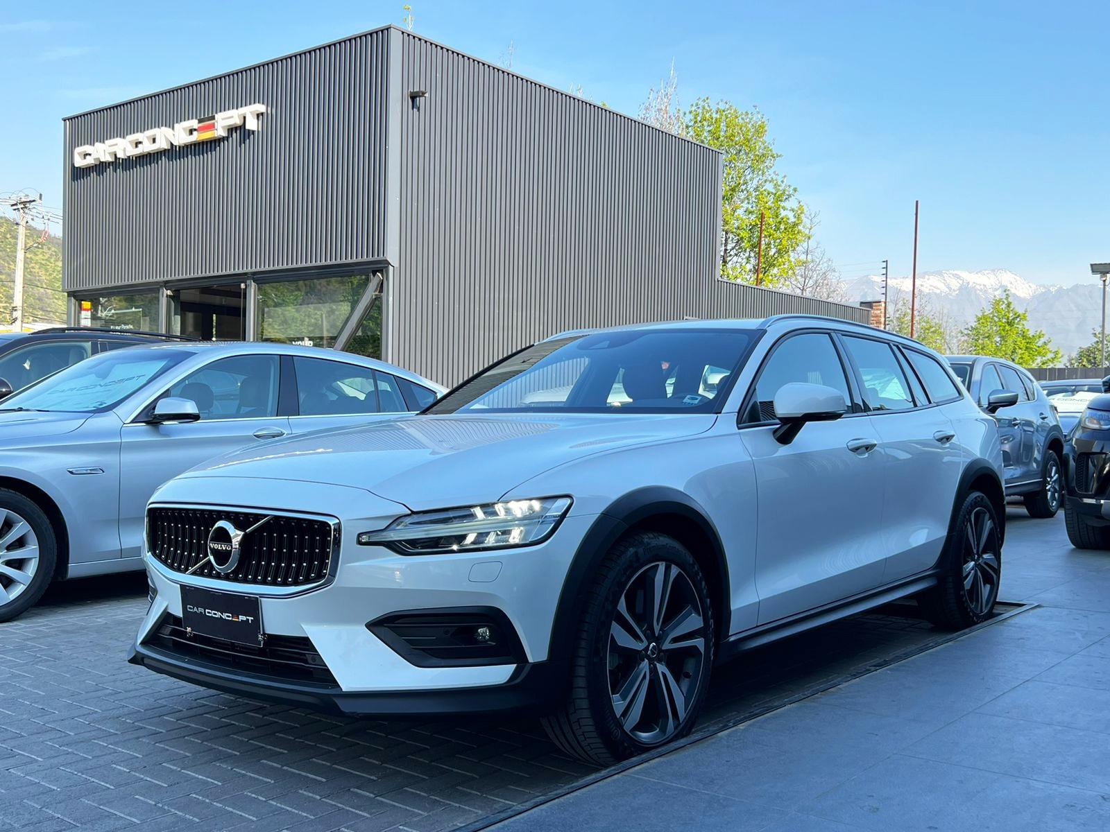 VOLVO V60 CROSS COUNTRY 2021 TURBO T5 AWD - 