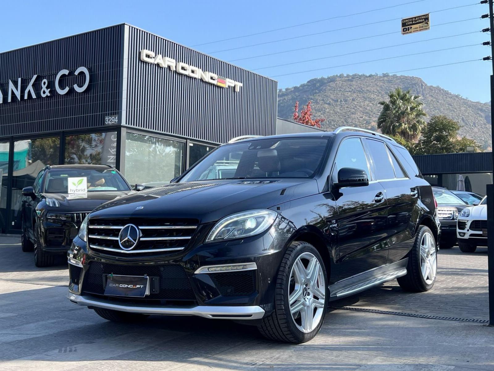 MERCEDES-BENZ ML 63 AMG  2014 MANTENIMIENTO EN LA MARCA  - Car Concept