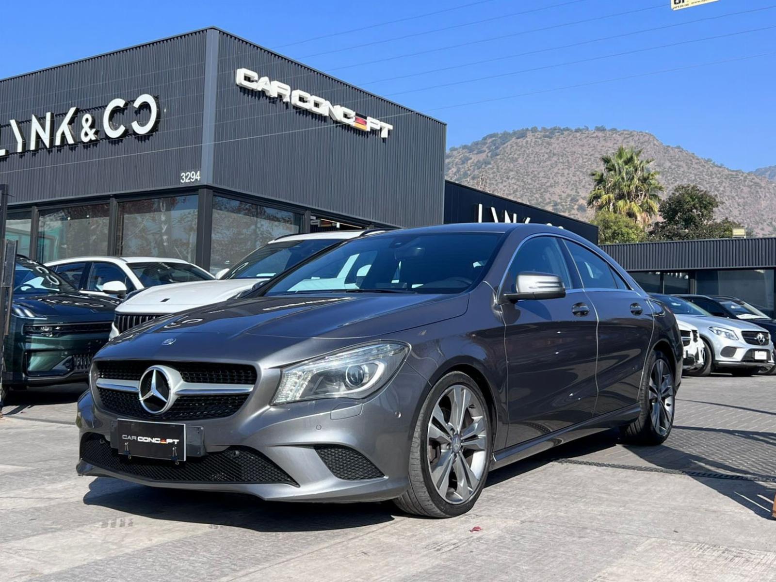 MERCEDES-BENZ CLA 200 1.6 DCT 2015 ÚNICO DUEÑO - Car Concept
