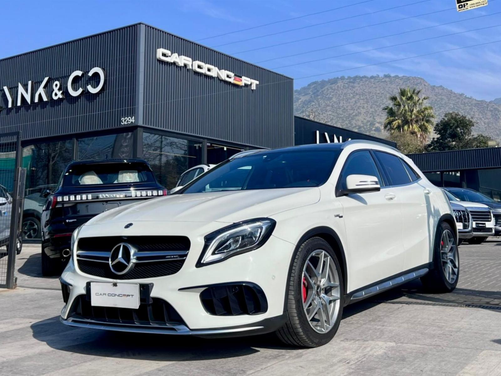 MERCEDES-BENZ GLA 45 AMG 2.0 TURBO 2018 MANTENIMIENTO EN LA MARCA  - 