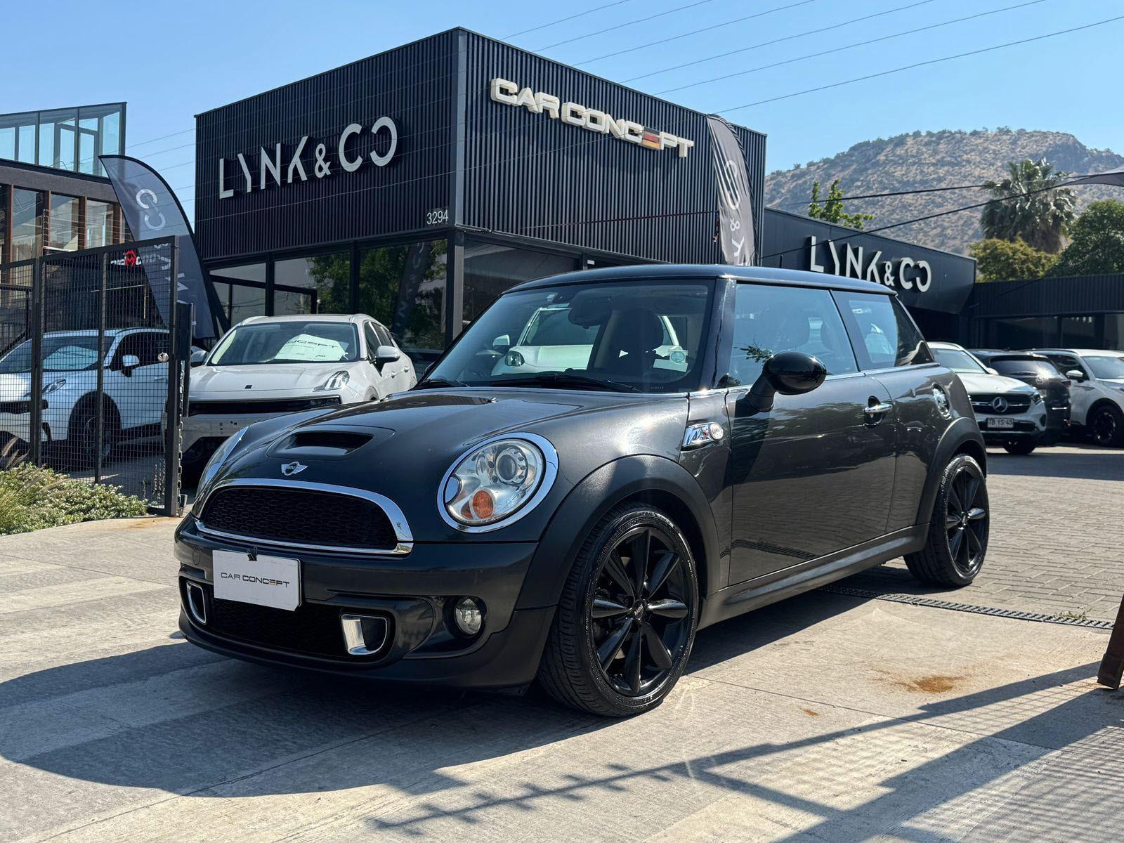 MINI COOPER S CONNECTED 2013 MANTENIMIENTO AL DIA - FULL MOTOR