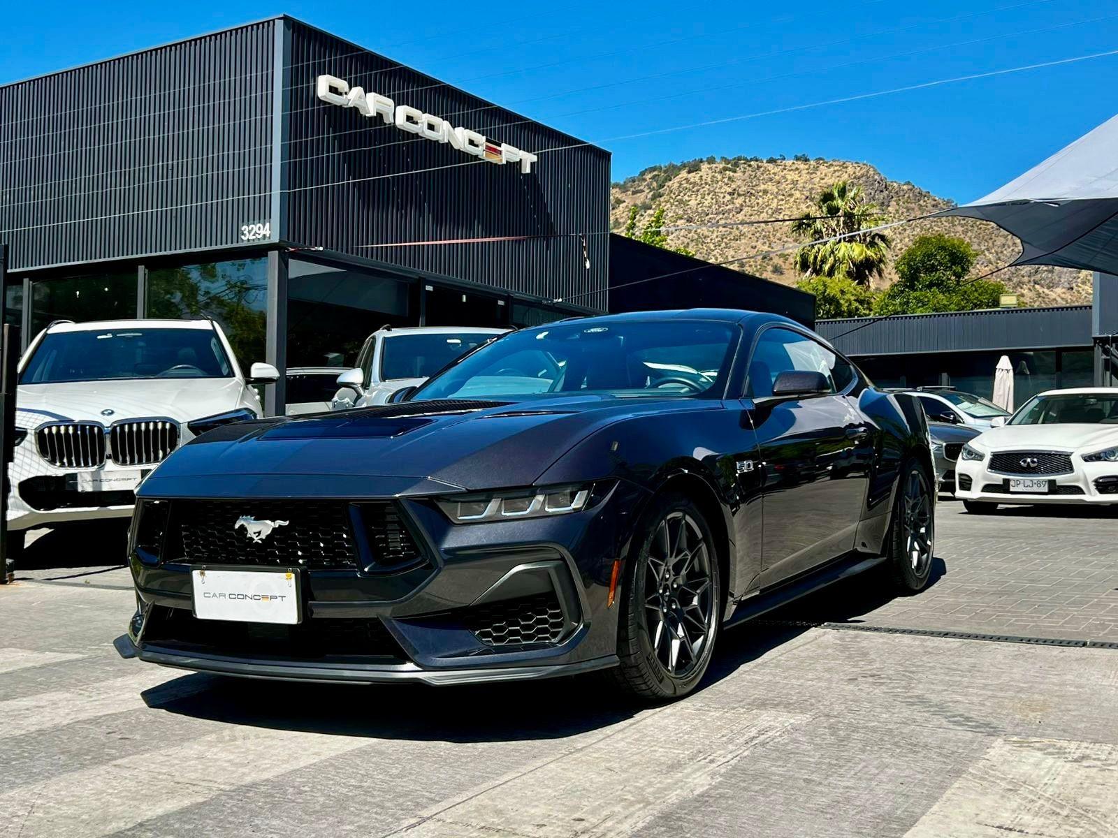FORD MUSTANG GT PREMIUM 2025 ÚNICO DUEÑO - FULL MOTOR