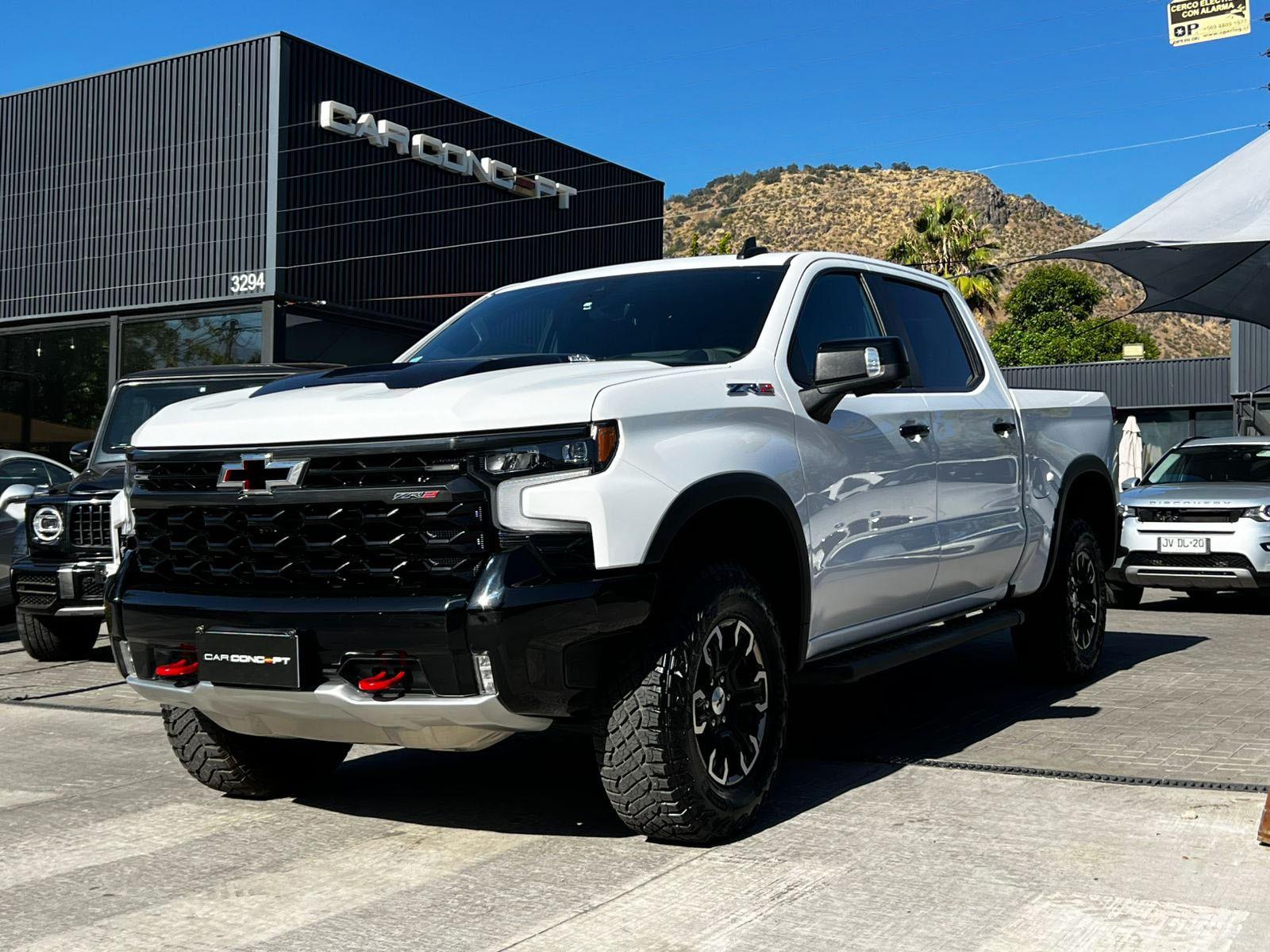 CHEVROLET SILVERADO ZR2 6.2 2025 FACTURABLE GARANTÍA VIGENTE - FULL MOTOR