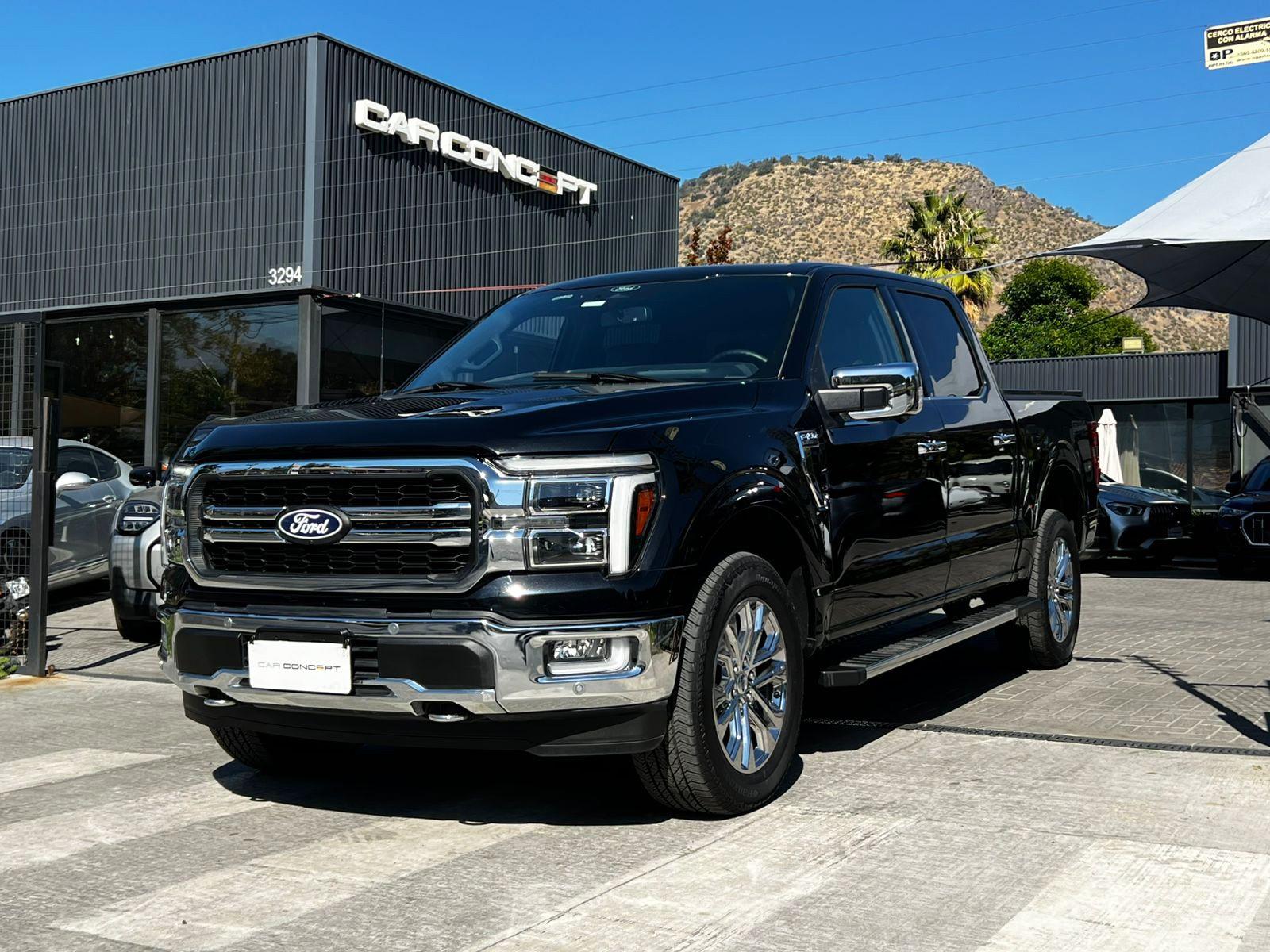 FORD F-150 LARIAT LUXURY 5.0 2025 FACTURABLE UN DUEÑO - FULL MOTOR