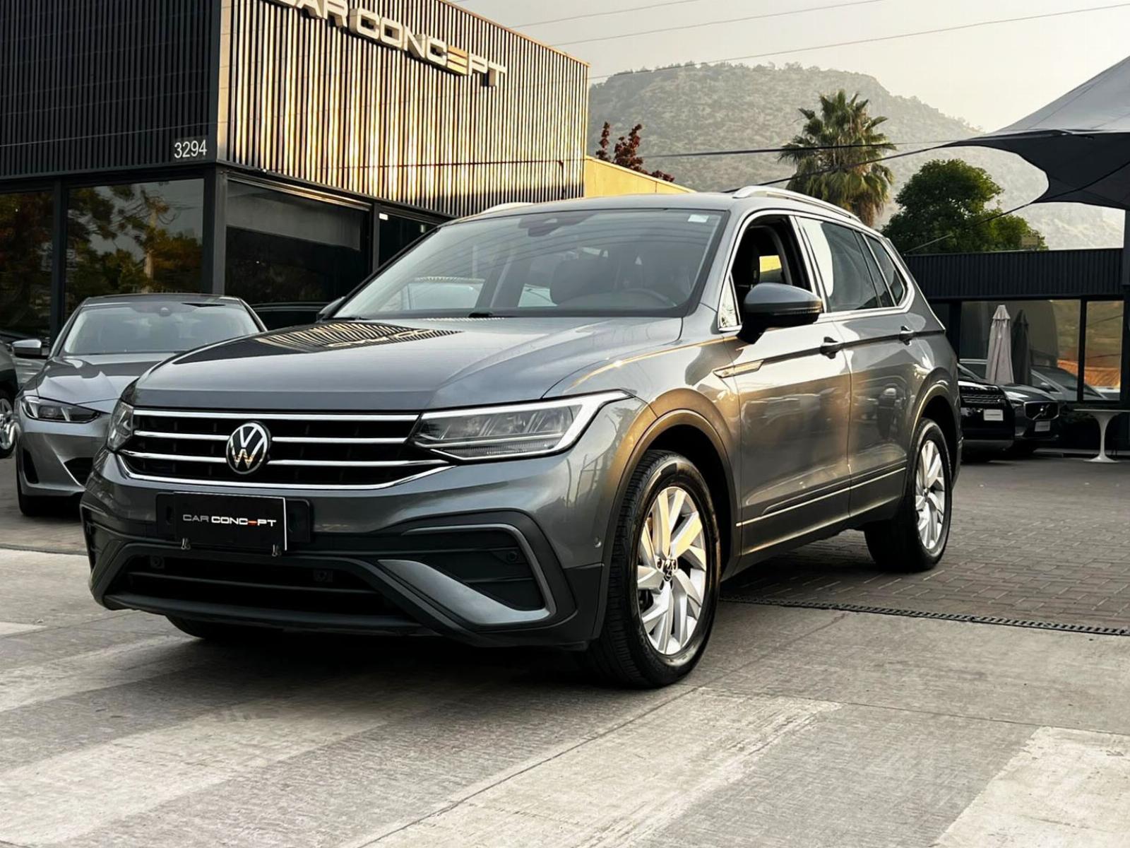 VOLKSWAGEN TIGUAN 250 TSI 1.4 T 2025 ÚNICO DUEÑO - FULL MOTOR