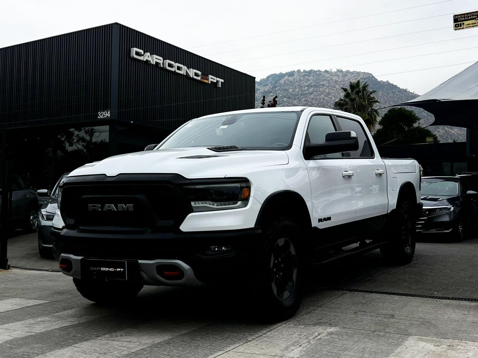 RAM 1500 REBEL 5.7 2020 MANTENIMIENTO AL DIA - FULL MOTOR