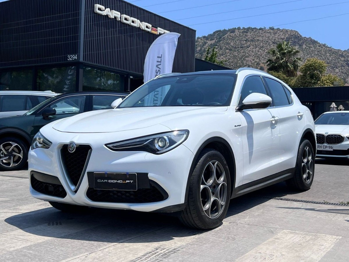 ALFA ROMEO STELVIO VELOCE 280 HP 2022 MANTENIMIENTO EN LA MARCA - FULL MOTOR