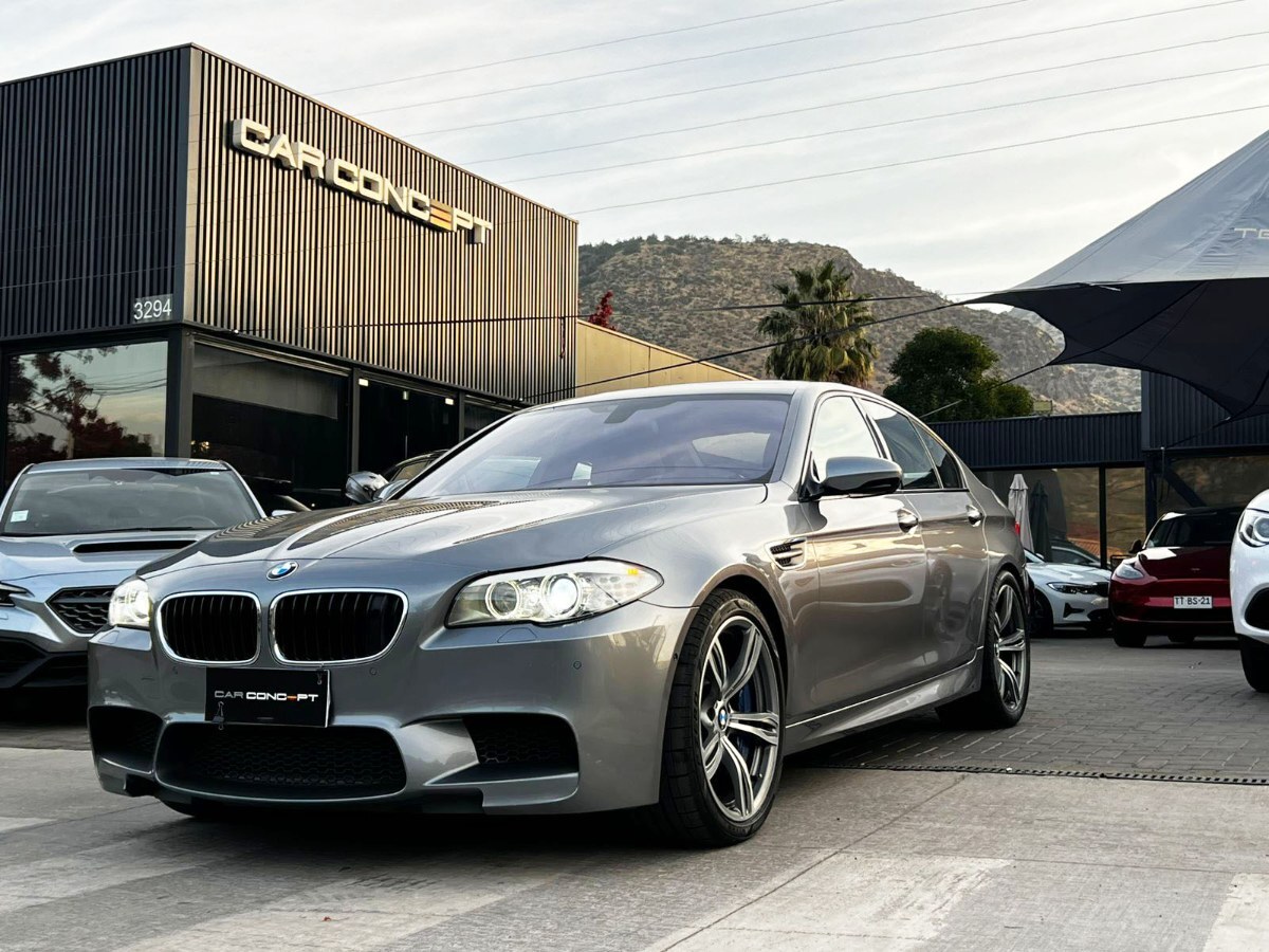 BMW M5 2014 MANTENIMIENTO AL DIA - FULL MOTOR