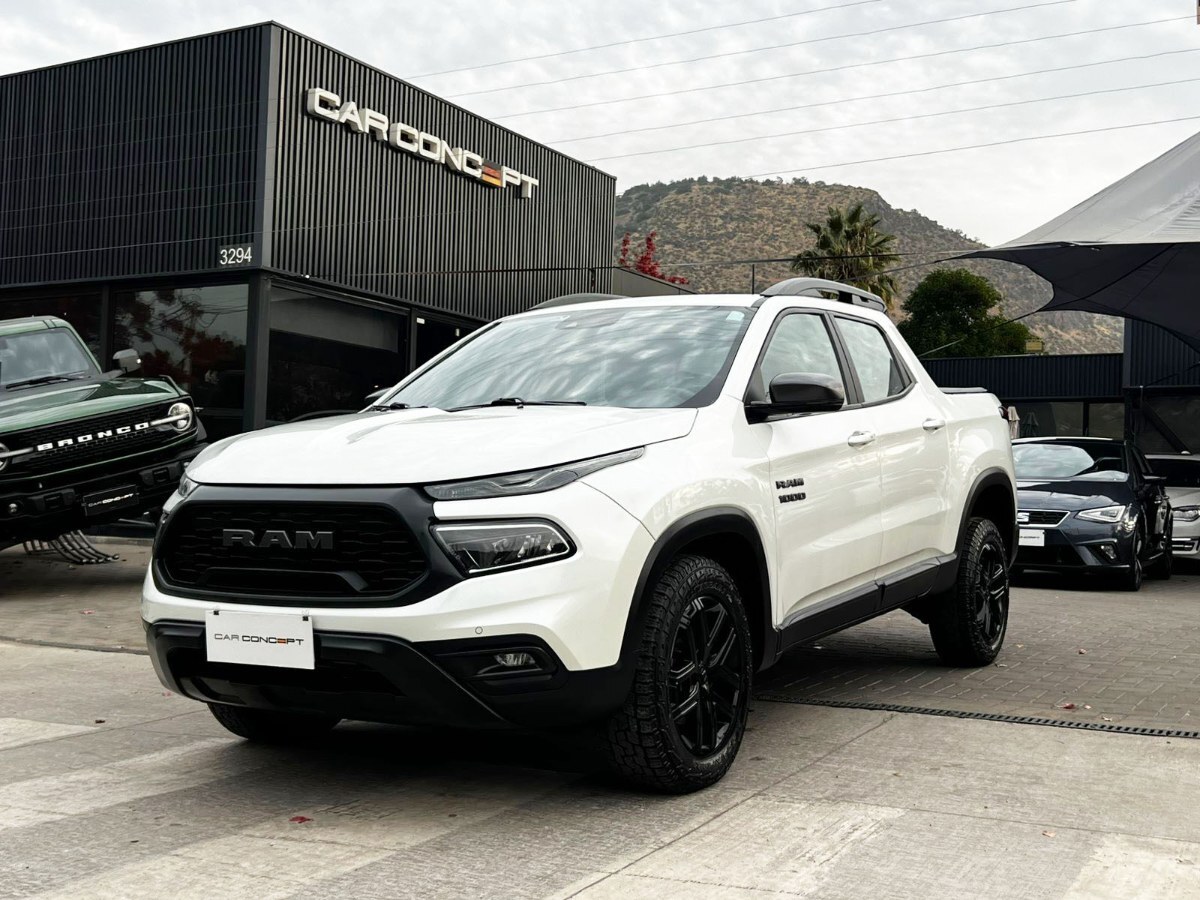 RAM 1000 REBEL 4x4 2.0 DIESEL AT 2023 MANTENIMIENTO EN LA MARCA - FULL MOTOR