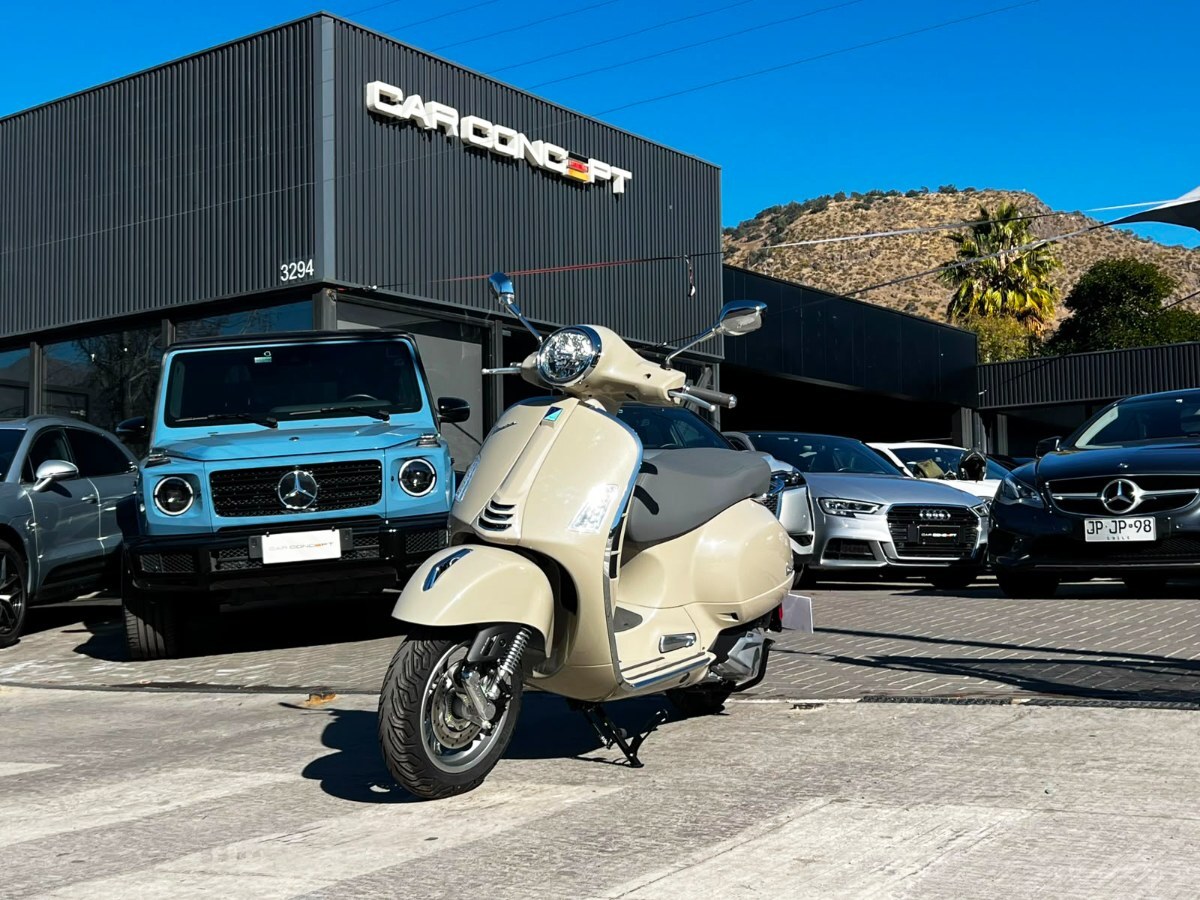 VESPA GTS 310  2026 ÚNICO DUEÑO - FULL MOTOR
