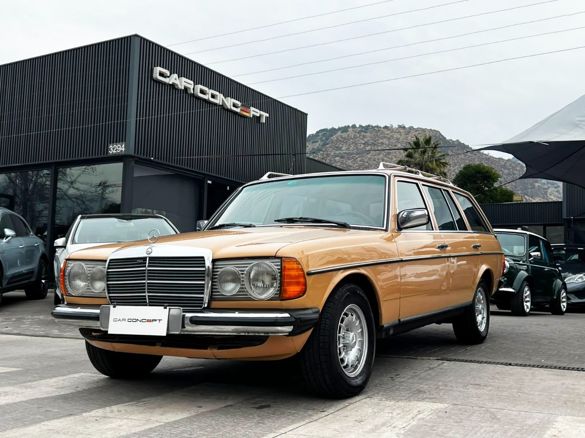 MERCEDES-BENZ 250 TOURING 1979 MANTENIMIENTO AL DIA - FULL MOTOR