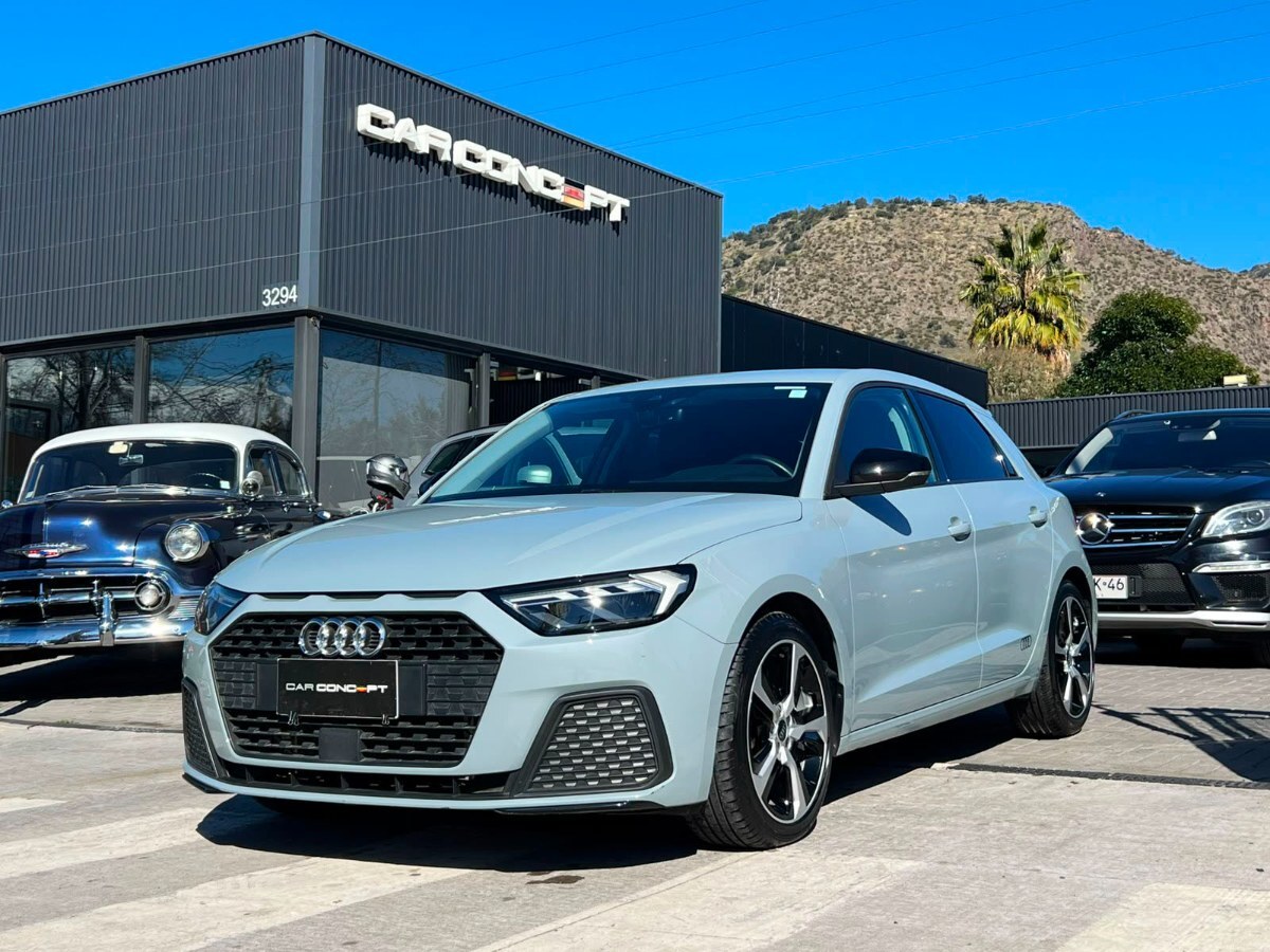 AUDI A1 SPORTBACK 30 TFSI AT 2024 ÚNICO DUEÑO - FULL MOTOR