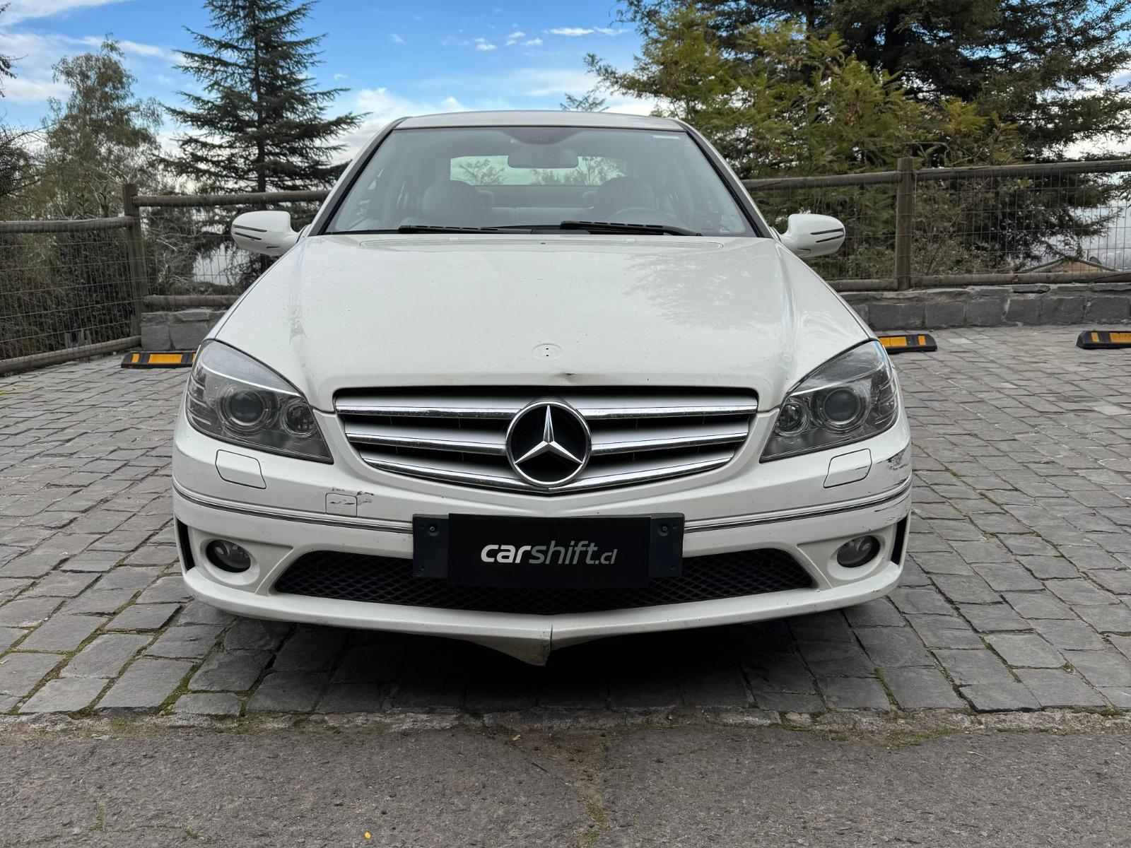 MERCEDES-BENZ CLC 200 KOMPRESSOR 2010 MANTENCIONES AL DIA - 