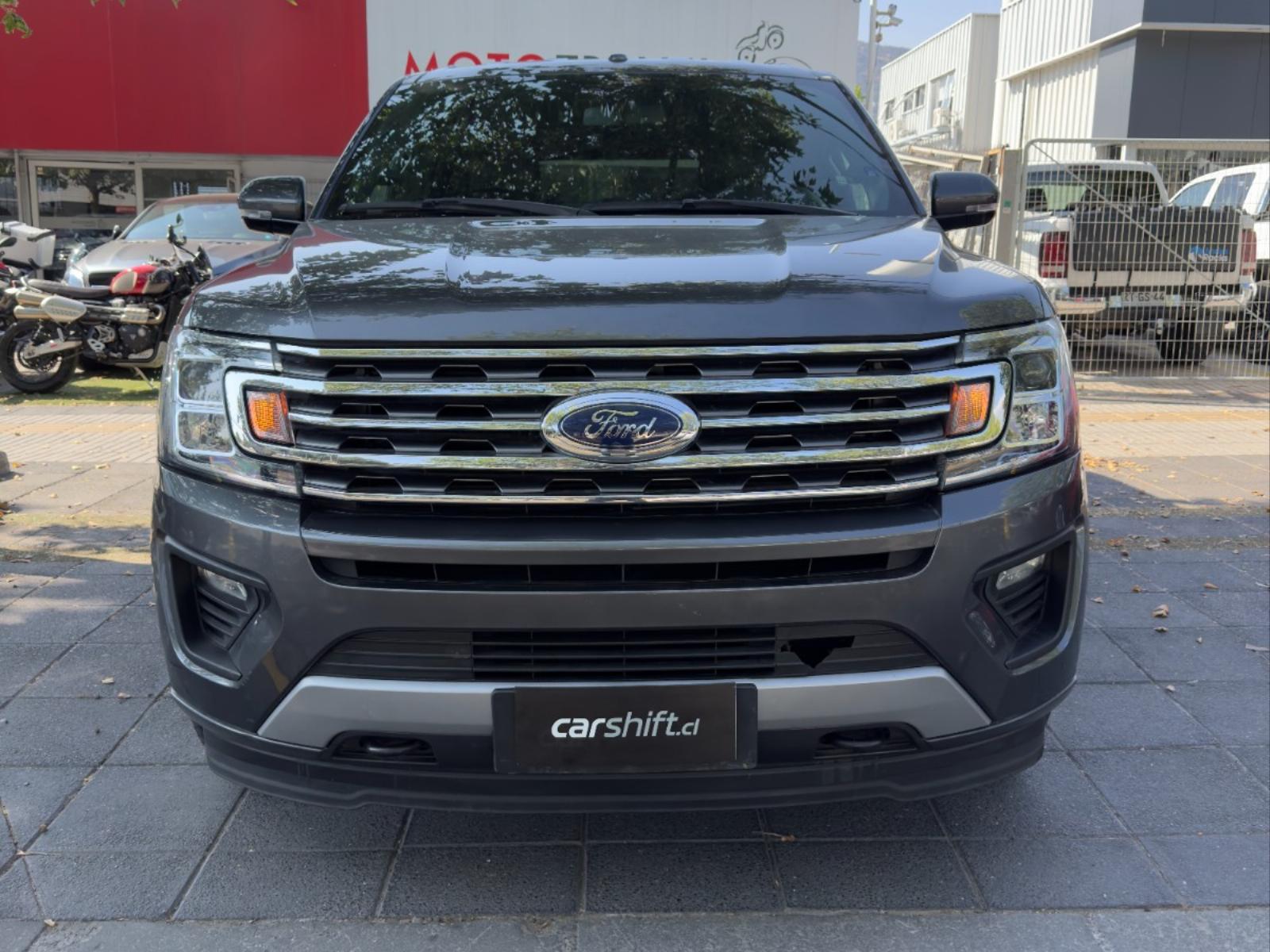 FORD EXPEDITION XLT 2020 UNICO DUEÑO - FULL MOTOR