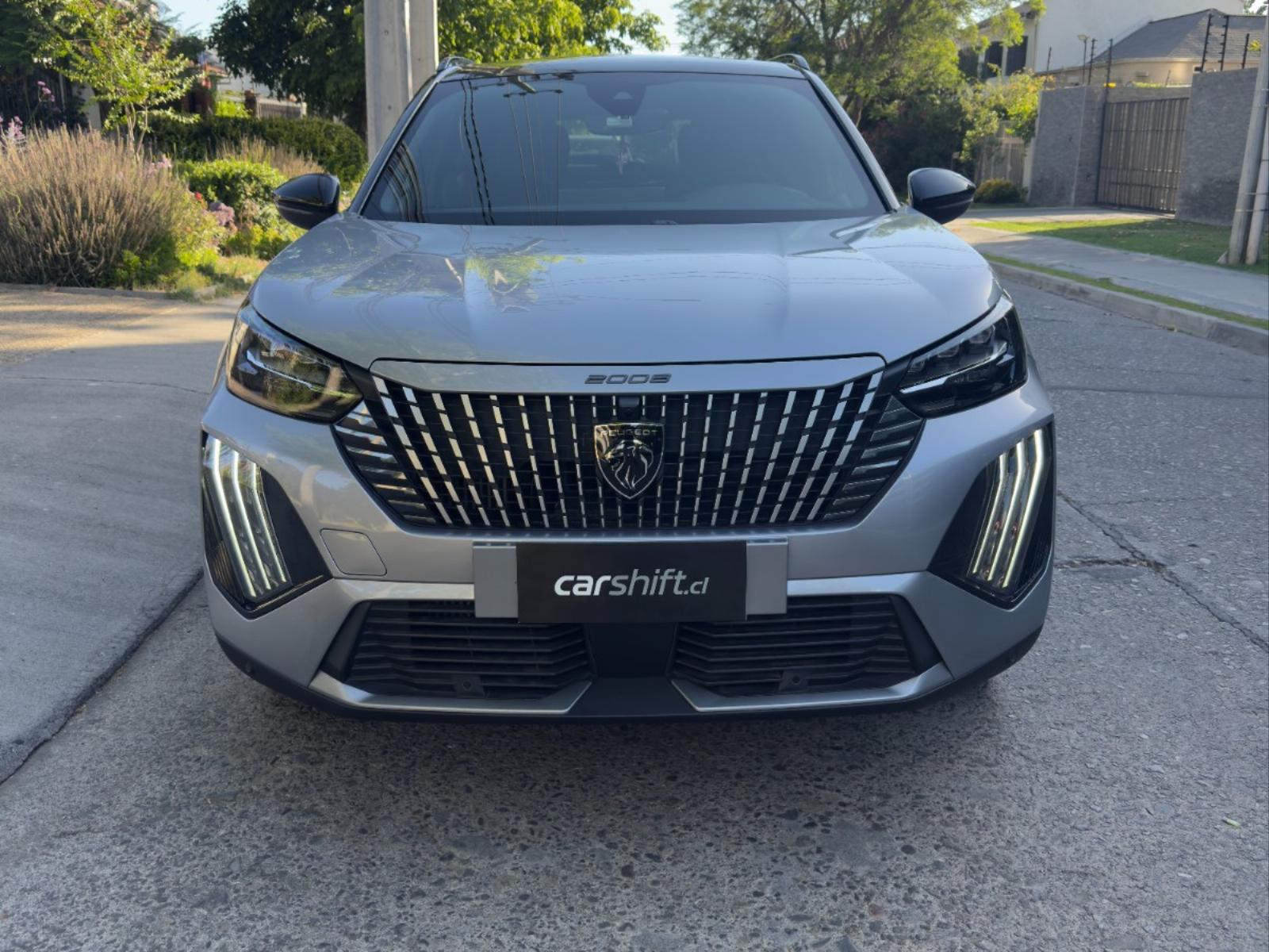 PEUGEOT 2008 MHEV GT 2025 UNICO DUEÑO - FULL MOTOR