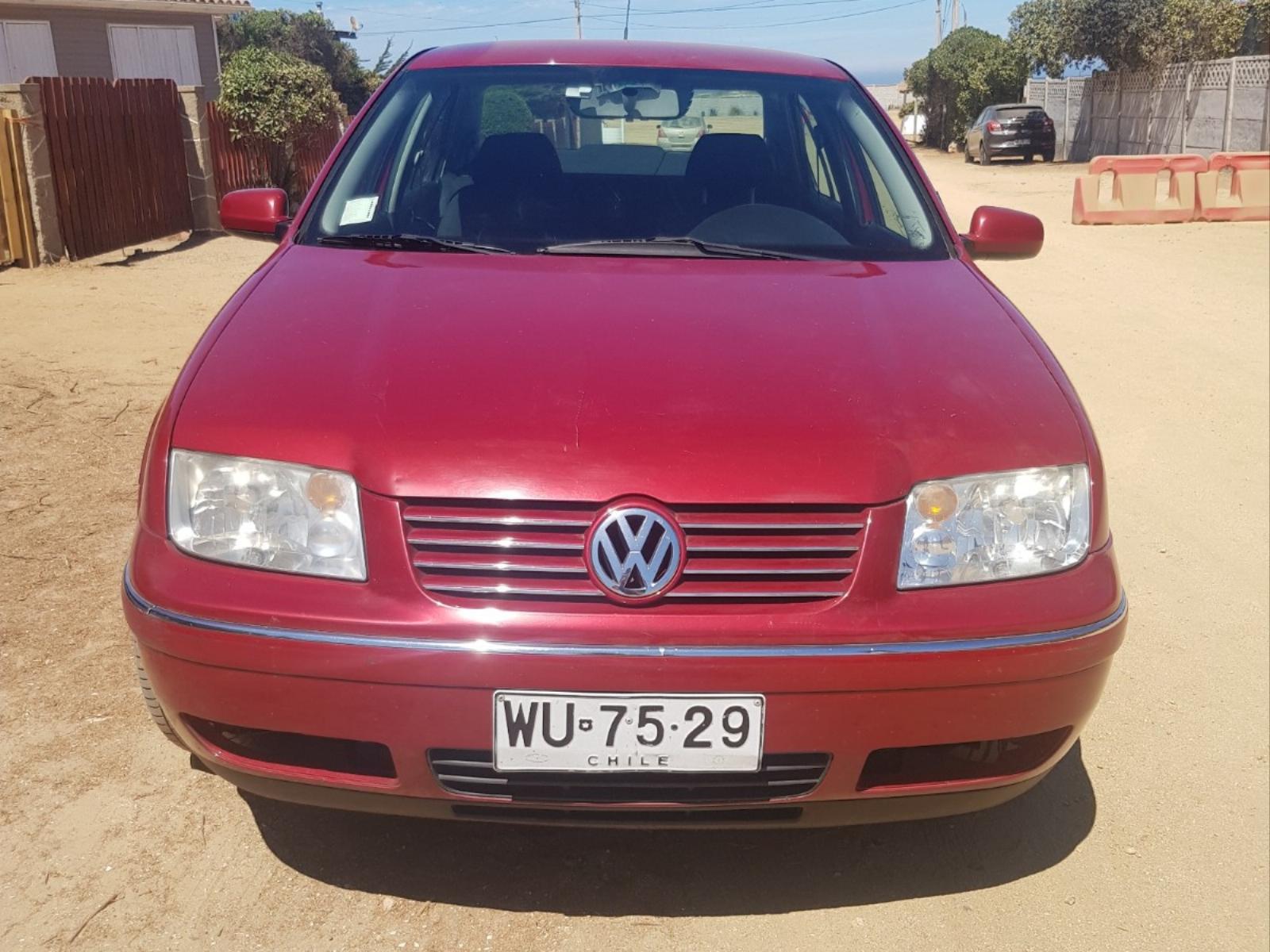 VOLKSWAGEN BORA COMFORTLINE 2007 UNICO DUEÑO - FULL MOTOR