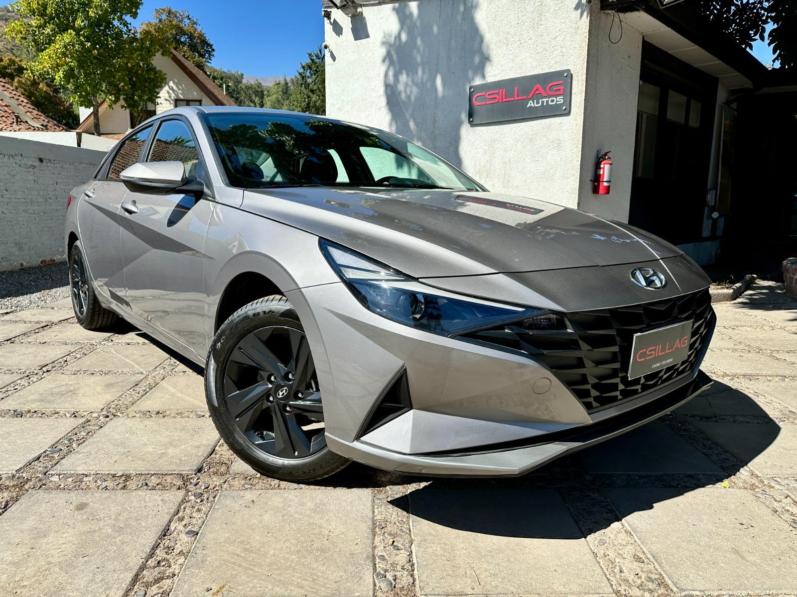 HYUNDAI ELANTRA 1.6 Plus  2022 Unico dueño - Nuevísimo  - CSILLAG