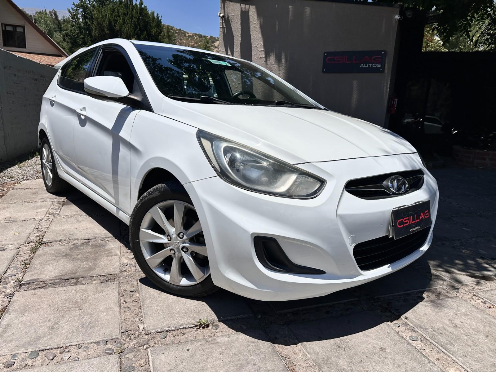 HYUNDAI ACCENT GLS HATCHBACK 1.4 2014 A toda prueba - FULL MOTOR