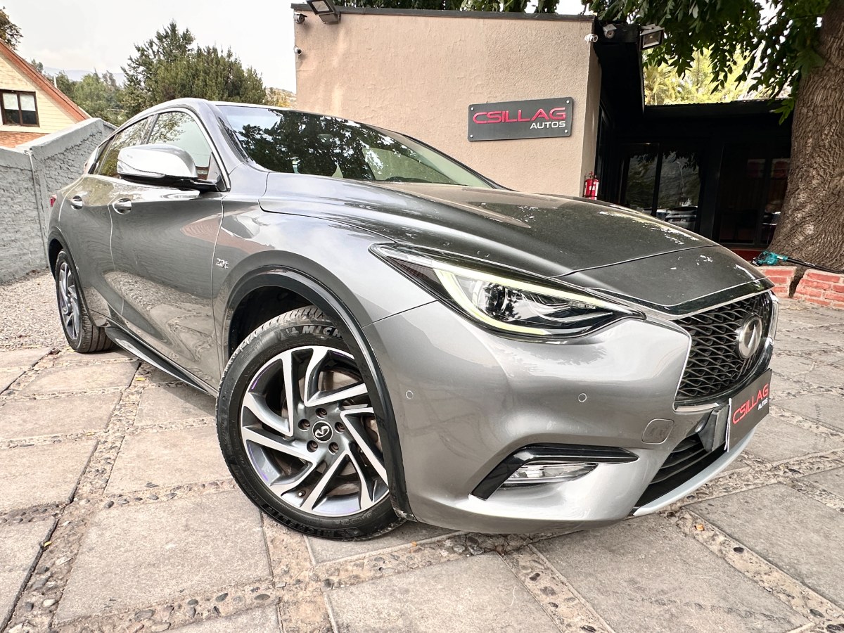 INFINITI QX30 SPORT 2.0 Turbo 2017 Realmente hermoso y a toda prueba - FULL MOTOR