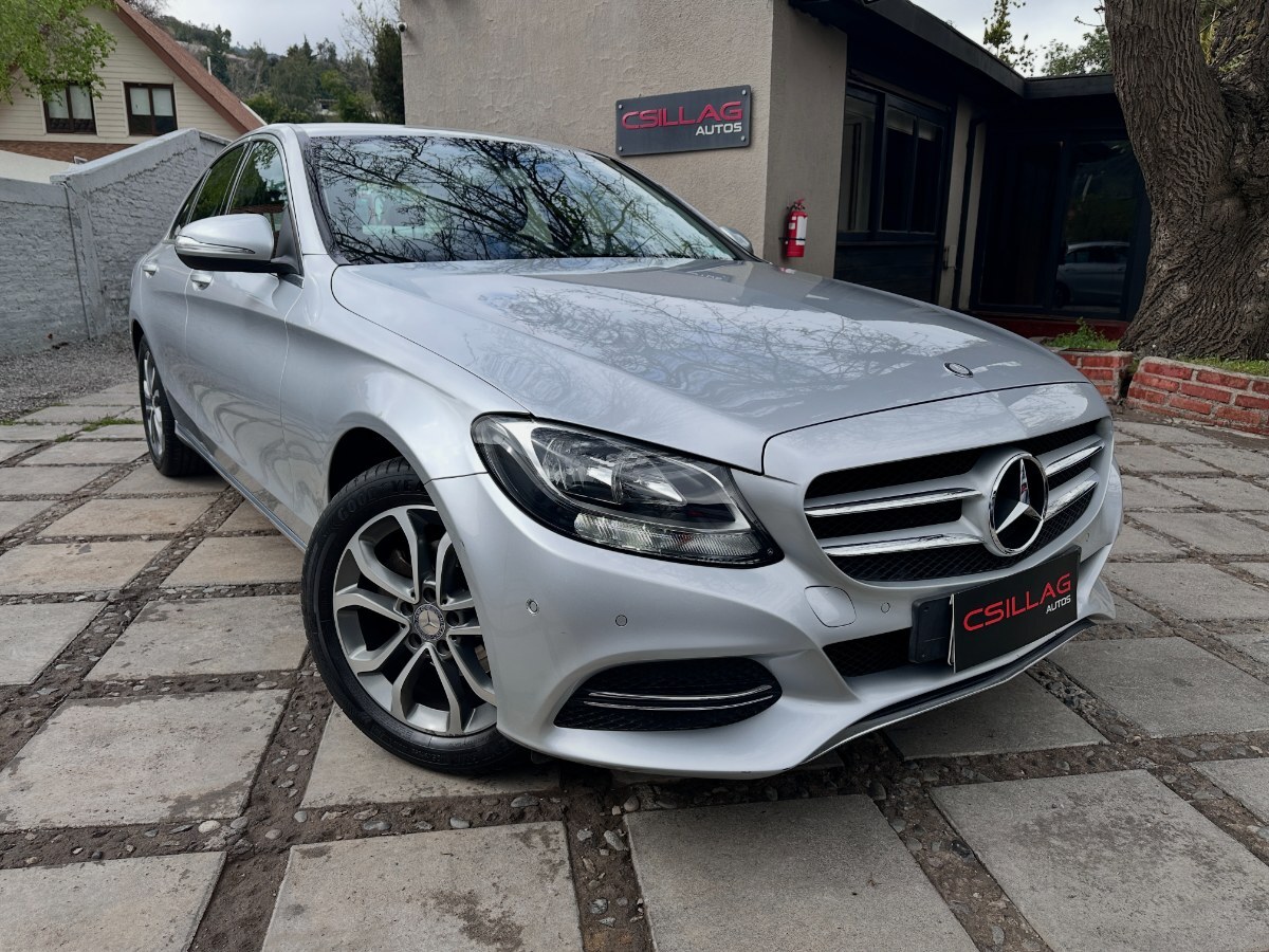 MERCEDES-BENZ C180 SEDAN 2014 Unico dueño - FULL MOTOR