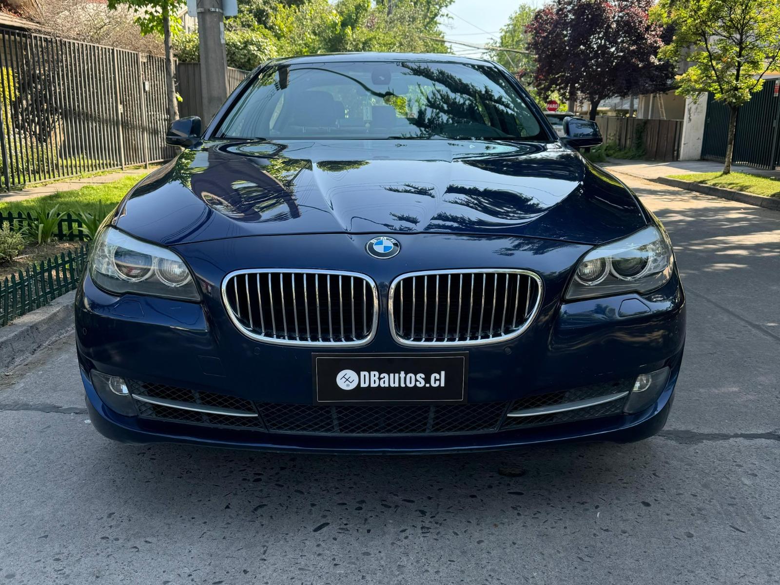 BMW 528I 2.0 BENCINERO 2013 UNICO DUEÑO  - DB Autos