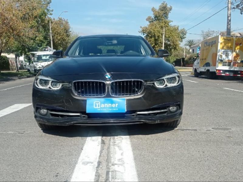 BMW 318I LCI 1.5 AUT 2018 ÚNICO DUEÑO - Automoviles El Golf