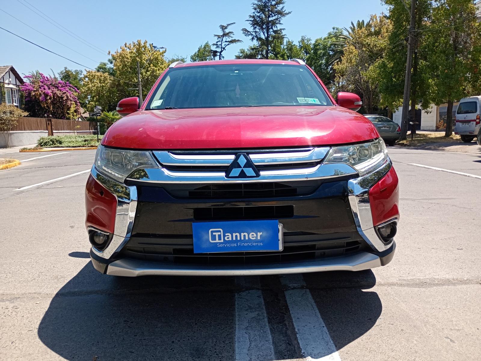MITSUBISHI OUTLANDER GLS 4X4 2.4 AUT TOPE DE LÍNEA 2016 3 CORRIDAS CUERO SUNROOF 7 AIRBAG - Automoviles El Golf