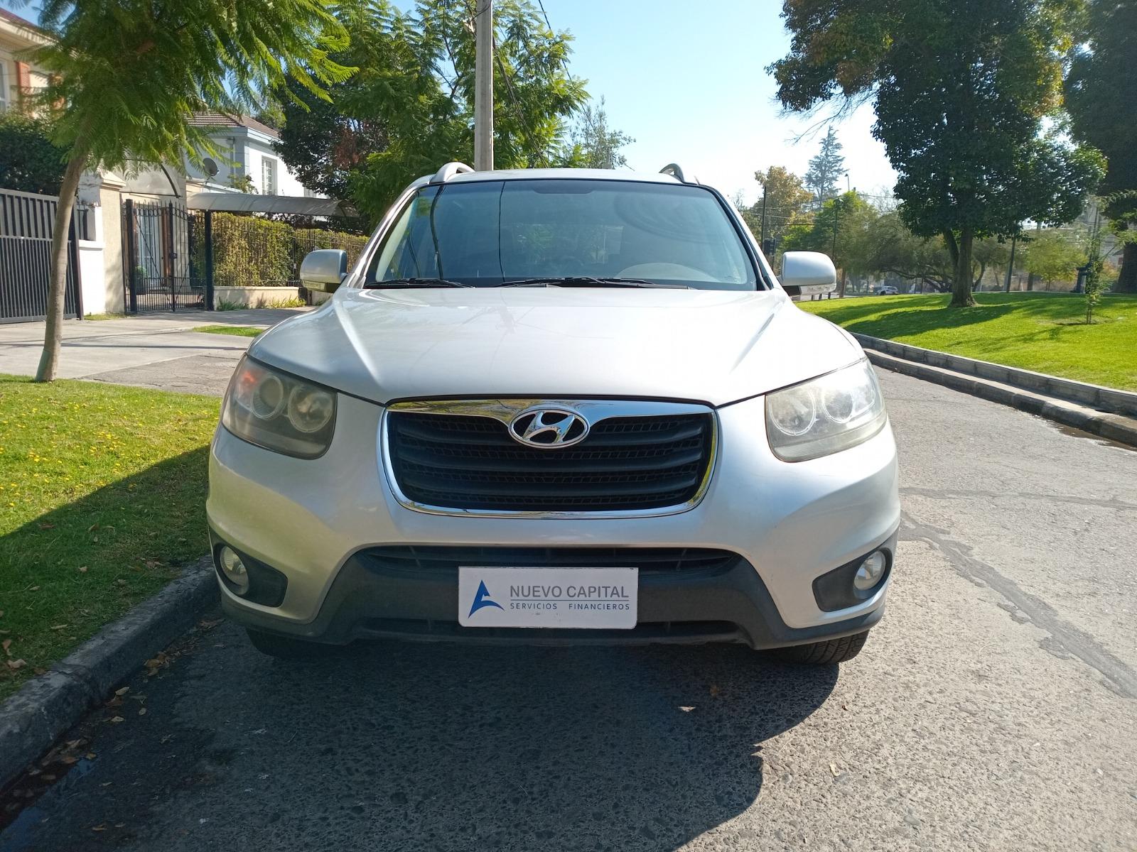 HYUNDAI SANTA FE GLS 2.4 4WD AT 2012 IMPECABLE FULL EQUIPO UNICO DUEÑA MANTENCIONES - FULL MOTOR