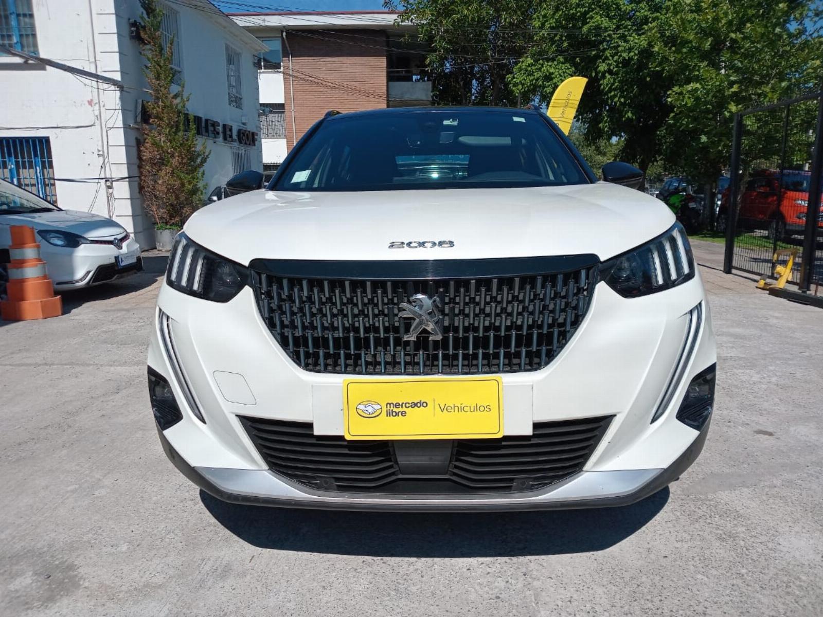 PEUGEOT 2008 BLUE HDI I30 1.5 AUT 2020 IMPECABLE STATION WAGON FULL EQUIPO - FULL MOTOR