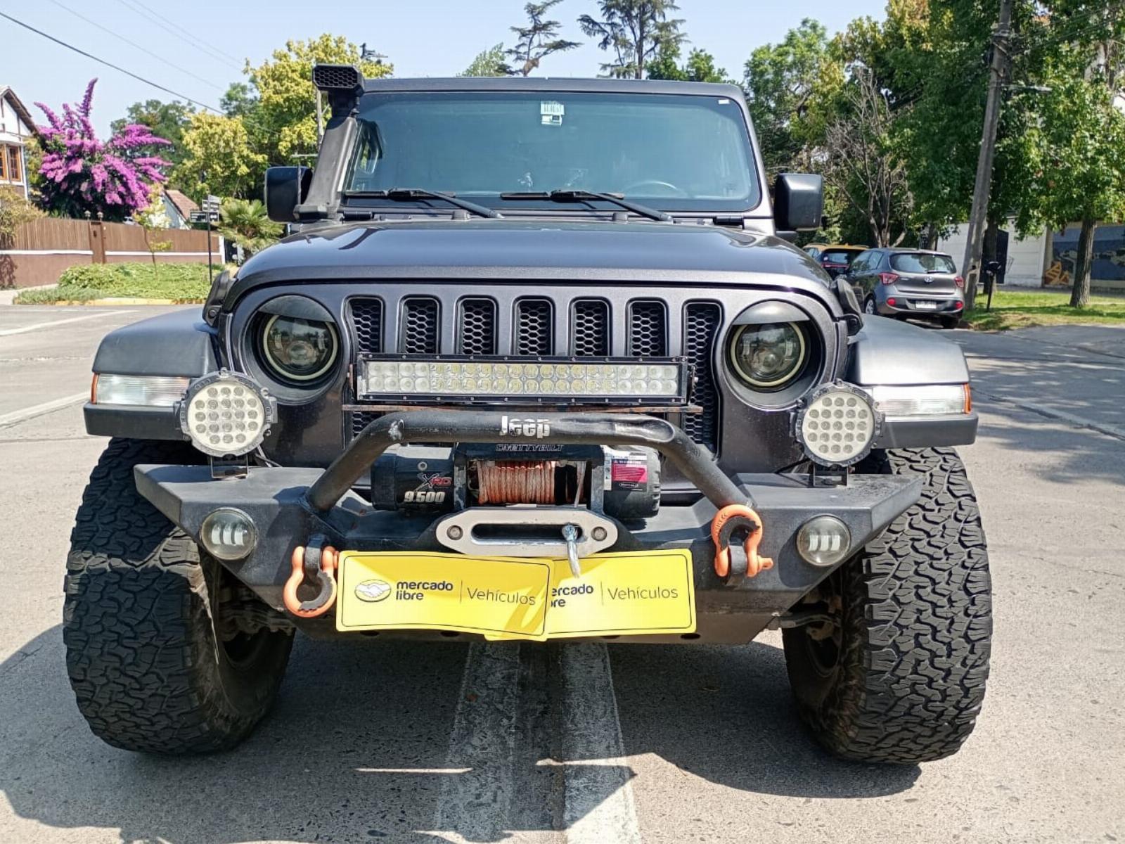 JEEP WRANGLER UNLIMITED SPORT 4X4 3.6 AUT 2019 TECHO DESMONTABLE WINCHE KIT DE LEVANTE - FULL MOTOR