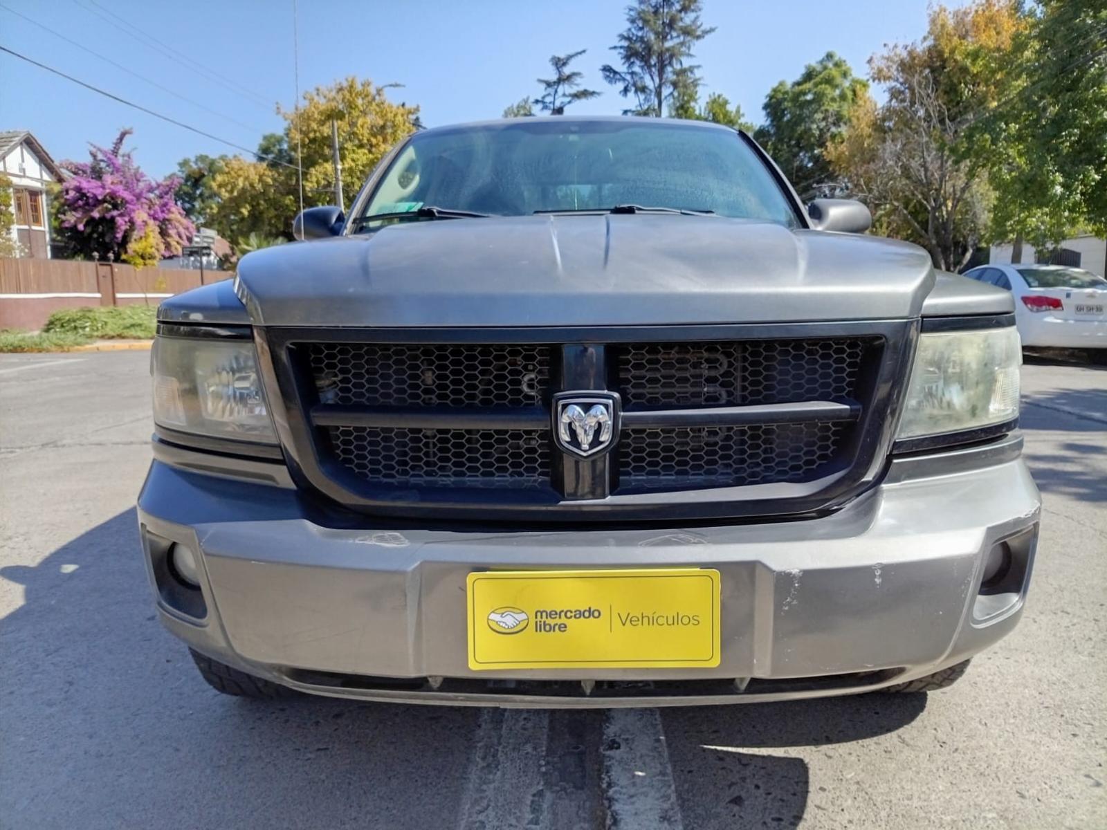 DODGE DAKOTA SXT QUAD CAB 3.7 AUT 2012 OPORTUNIDAD CAMIONETA DOBLE CABINA - FULL MOTOR