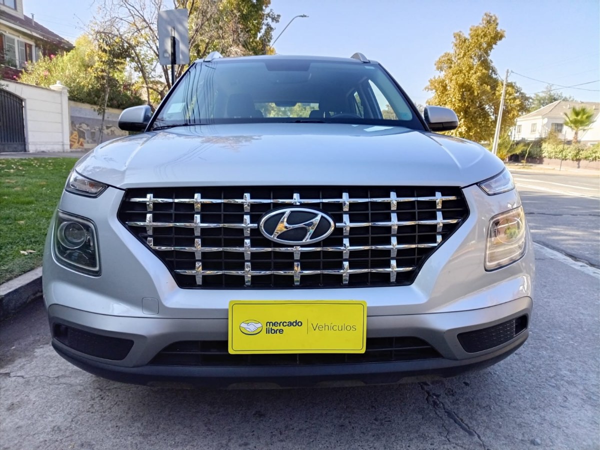 HYUNDAI VENUE QX 1.6 2022 IMPECABLE STATION WAGON FULL EQUIPO UNICA DUEÑA - FULL MOTOR