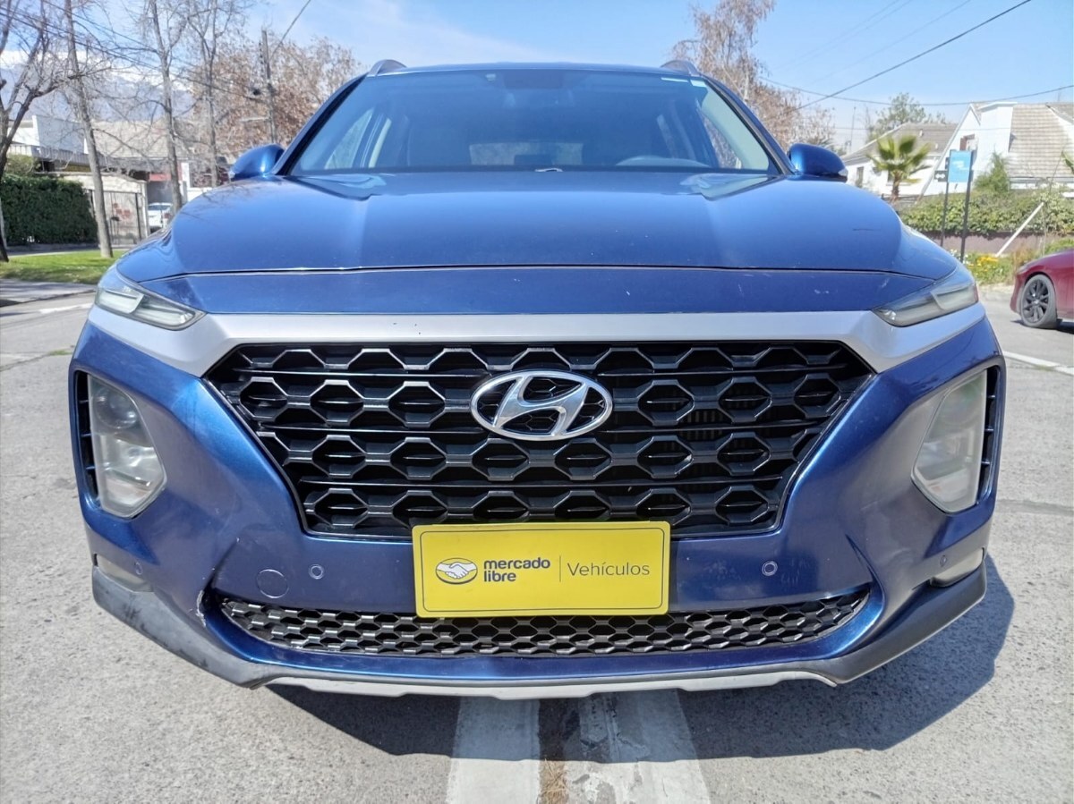 HYUNDAI SANTA FE 2.2 CRDI AUTO 4WD 2019 OPORTUNIDAD SUV 3CORRIDAS ASIENTOS - FULL MOTOR