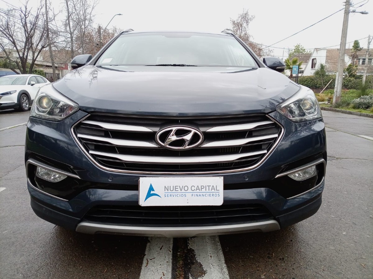 HYUNDAI SANTA FE 2.2 CRDI AUTO 2WD 2018 IMPECABLE SUV 3CORRIDAS ASIENTOS - FULL MOTOR