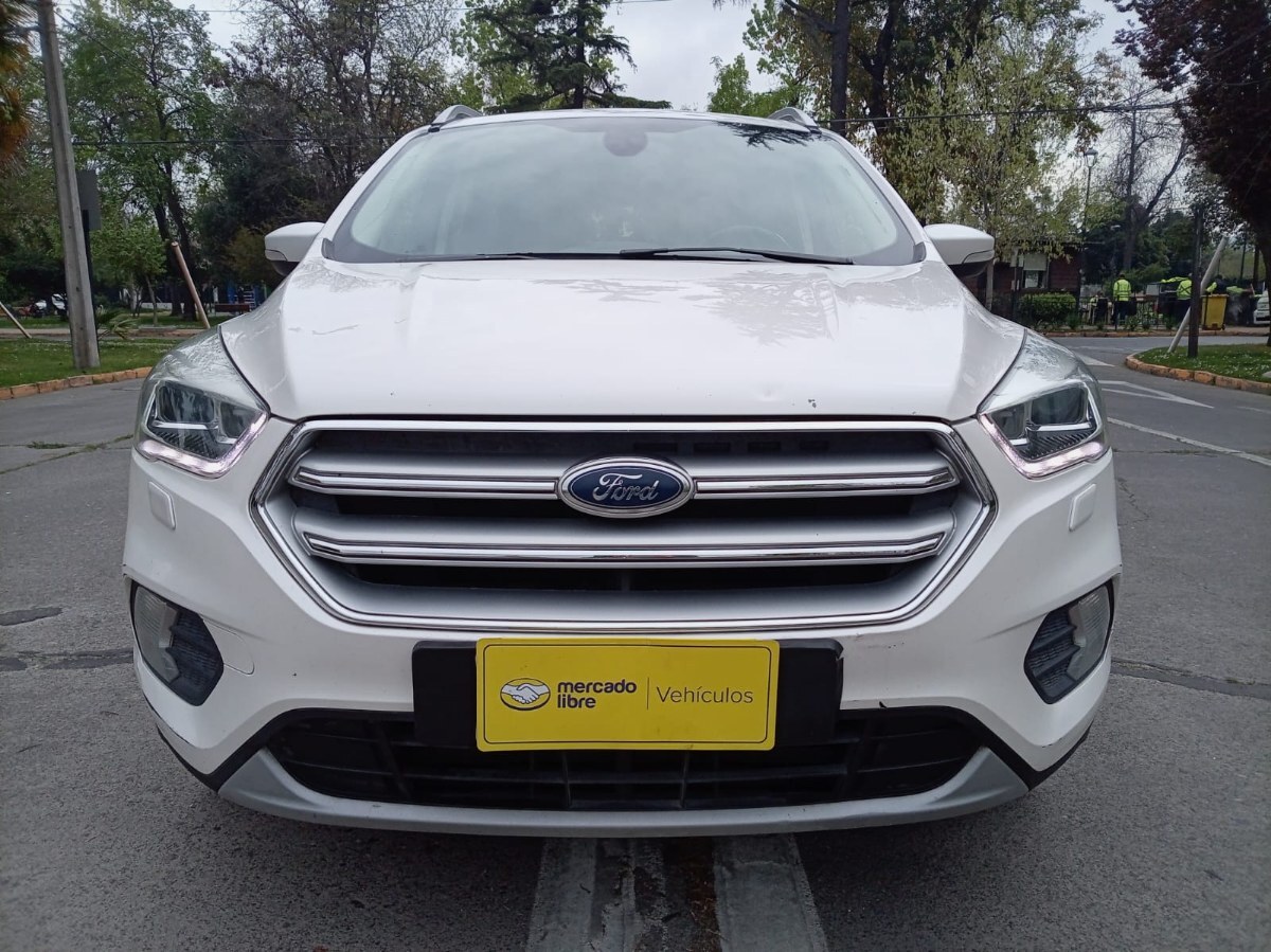 FORD ESCAPE 2.0 TITANIUM 4X4 DIESEL AT 5P. 2019 OPORTUNIDAD STATION WAGON FULL EQUIPO - FULL MOTOR