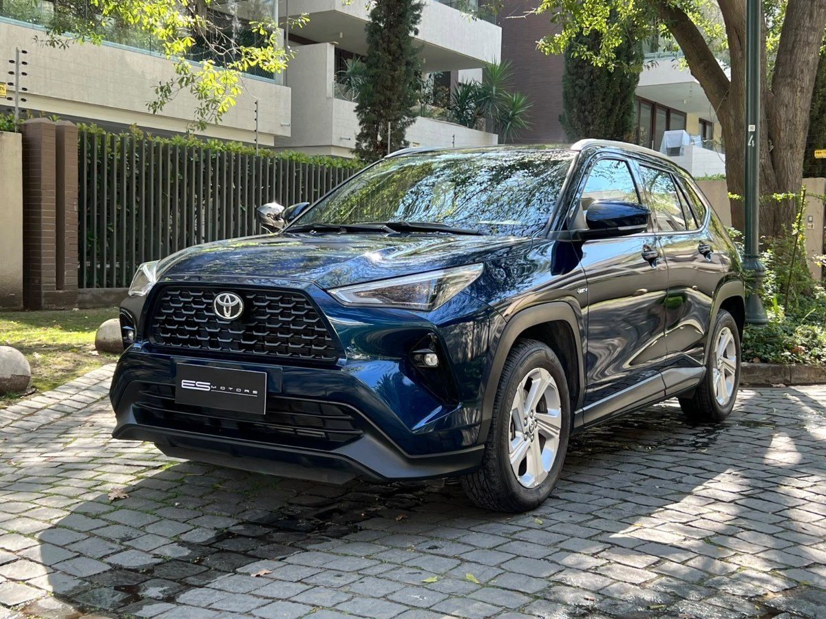 TOYOTA YARIS CROSS XL HEV HÍBRIDO 2025 MANTENIMIENTO AL DIA - FULL MOTOR