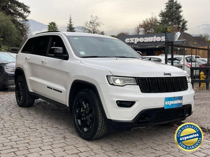 JEEP GRAND CHEROKEE LAREDO 4x4 3.6 UN DUEÑO 2019 MANTENIMIENTO EN LA MARCA - ExpoAutos