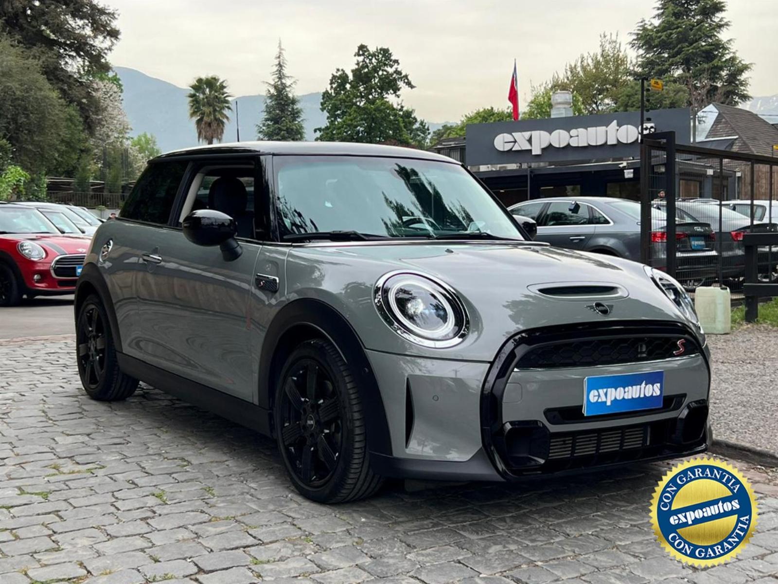 MINI COOPER S 2.0 ICONIC 2022 MANTENIMIENTO EN LA MARCA - ExpoAutos