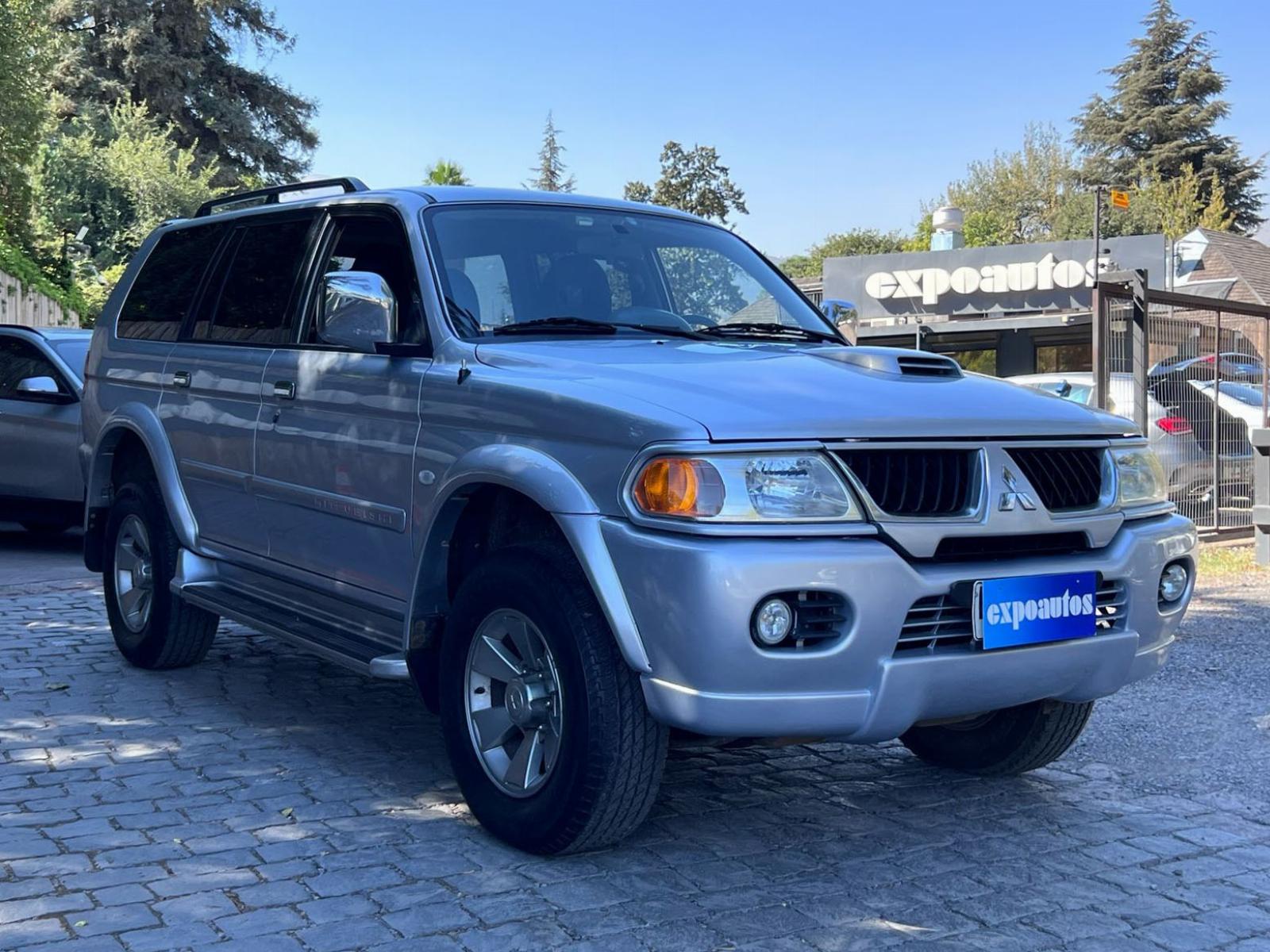 MITSUBISHI MONTERO SPORT GL 4X4 2.5 DIÉSEL MT 2008 UN DUEÑO MANTENIMIENTO AL DÍA - FULL MOTOR