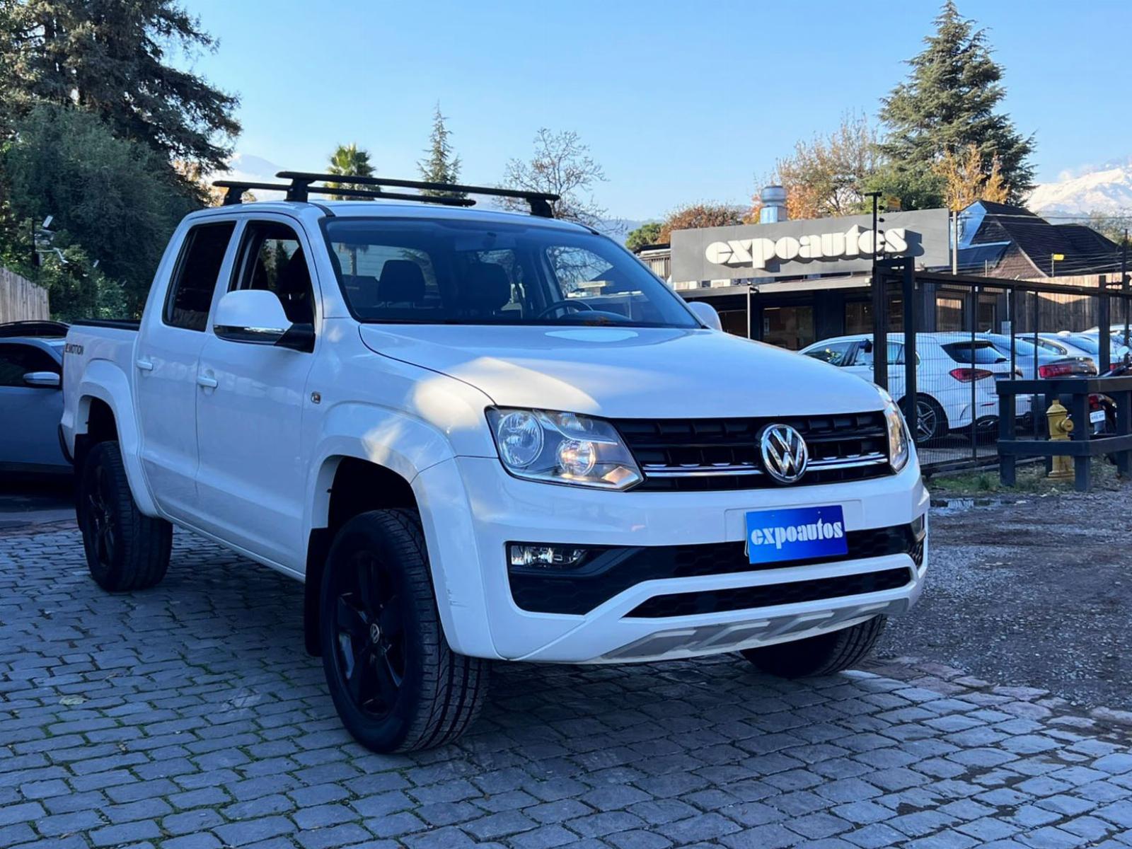 VOLKSWAGEN AMAROK COMFORTLINE 4MOTION 2018 UN DUEÑO MANTENIMIENTO EN LA MARCA - FULL MOTOR