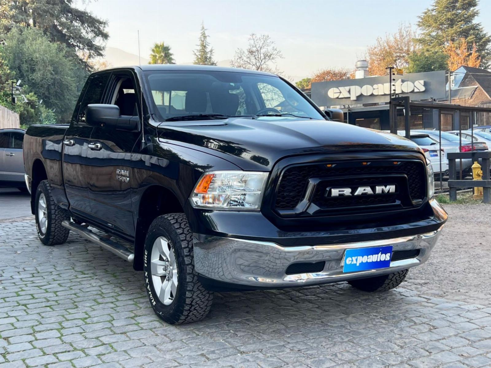 DODGE RAM 1500 SLT 4X4 V6 3.6 2016 MANTENIMIENTO AL DÍA - ExpoAutos