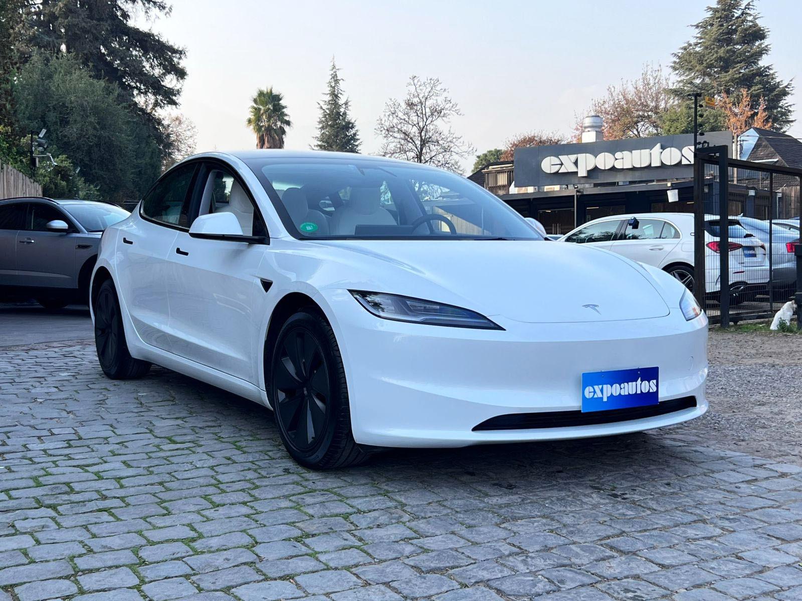 TESLA MODEL 3 STANDAR RANGE PLUS 2025 GARANTÍA VIGENTE UN DUEÑO - FULL MOTOR