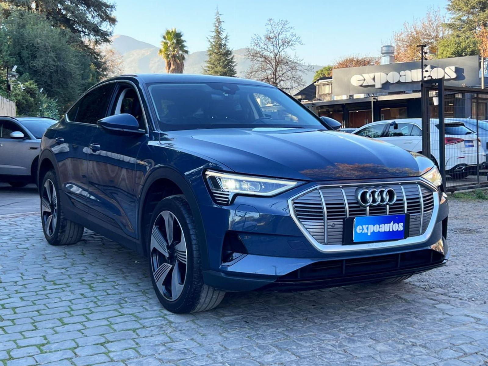 AUDI E-TRON SPORTBACK QUATTRO 55  2022 GARANTÍA EN LA MARCA UN DUEÑO - ExpoAutos