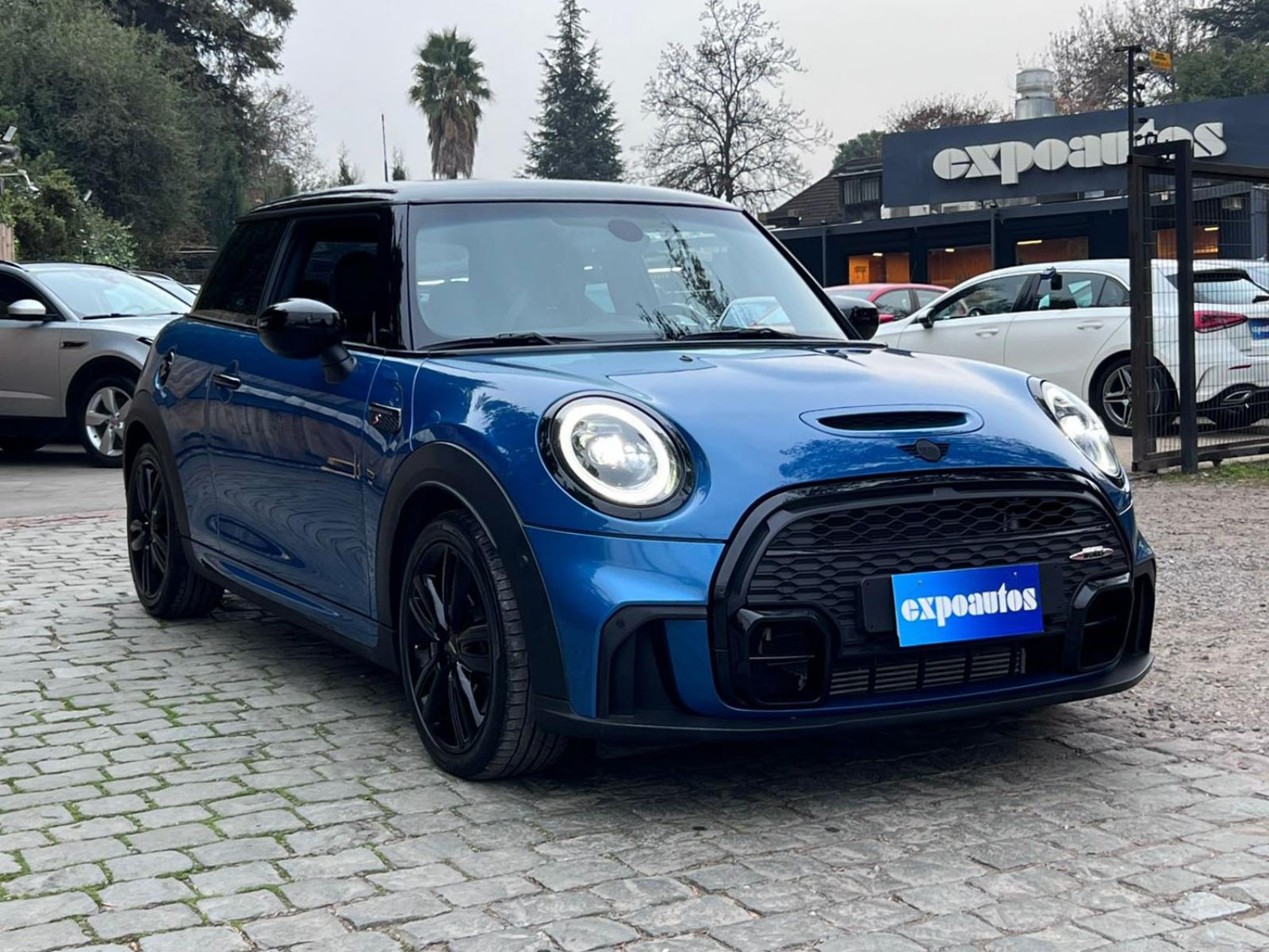 MINI COOPER S 2.0T AT LOOK JCW 2023 MANTENIMIENTO EN LA MARCA - FULL MOTOR