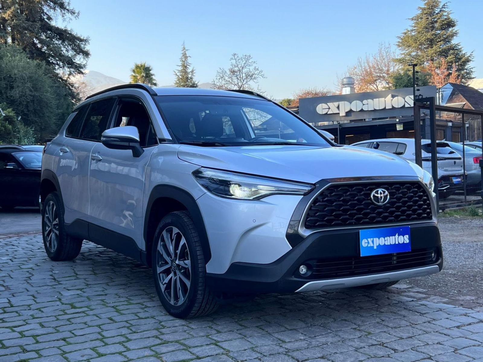 TOYOTA COROLLA CROSS XEI 2.0 AT 2023 UN DUEÑO MANTENIMIENTO EN LA MARCA - ExpoAutos