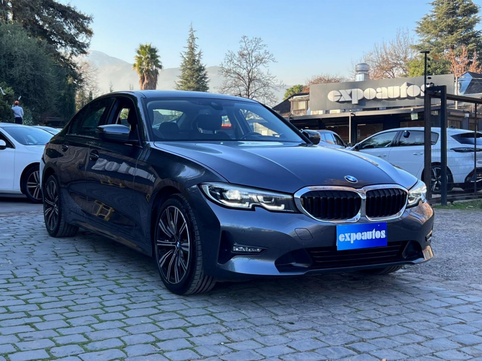 BMW 330 2.0T LIMITED 2021 MANTENIMIENTO EN LA MARCA  - ExpoAutos
