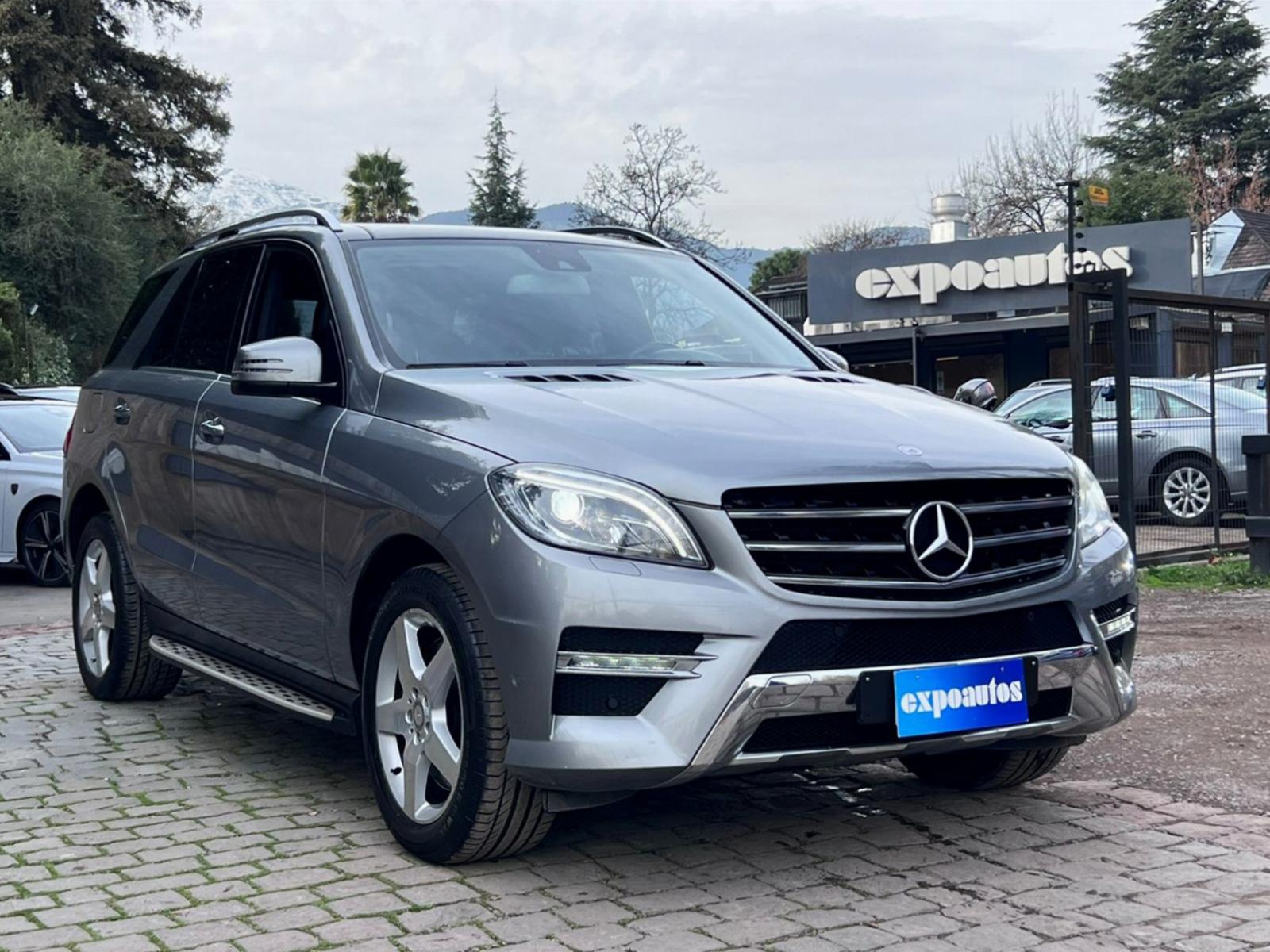 MERCEDES-BENZ ML 400 4MATIC 3.0 2016 MANTENIMIENTO EN LA MARCA - FULL MOTOR