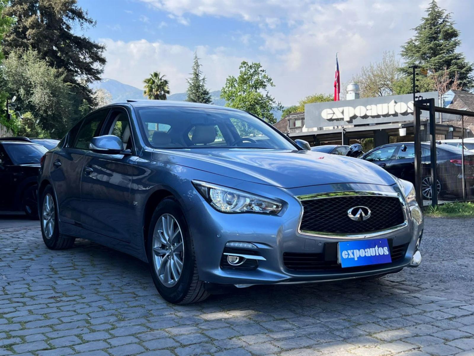 INFINITI Q50 2.0 TURBO  AT 2015 UN DUEÑO MANTENIMIENTO AL DÍA - 