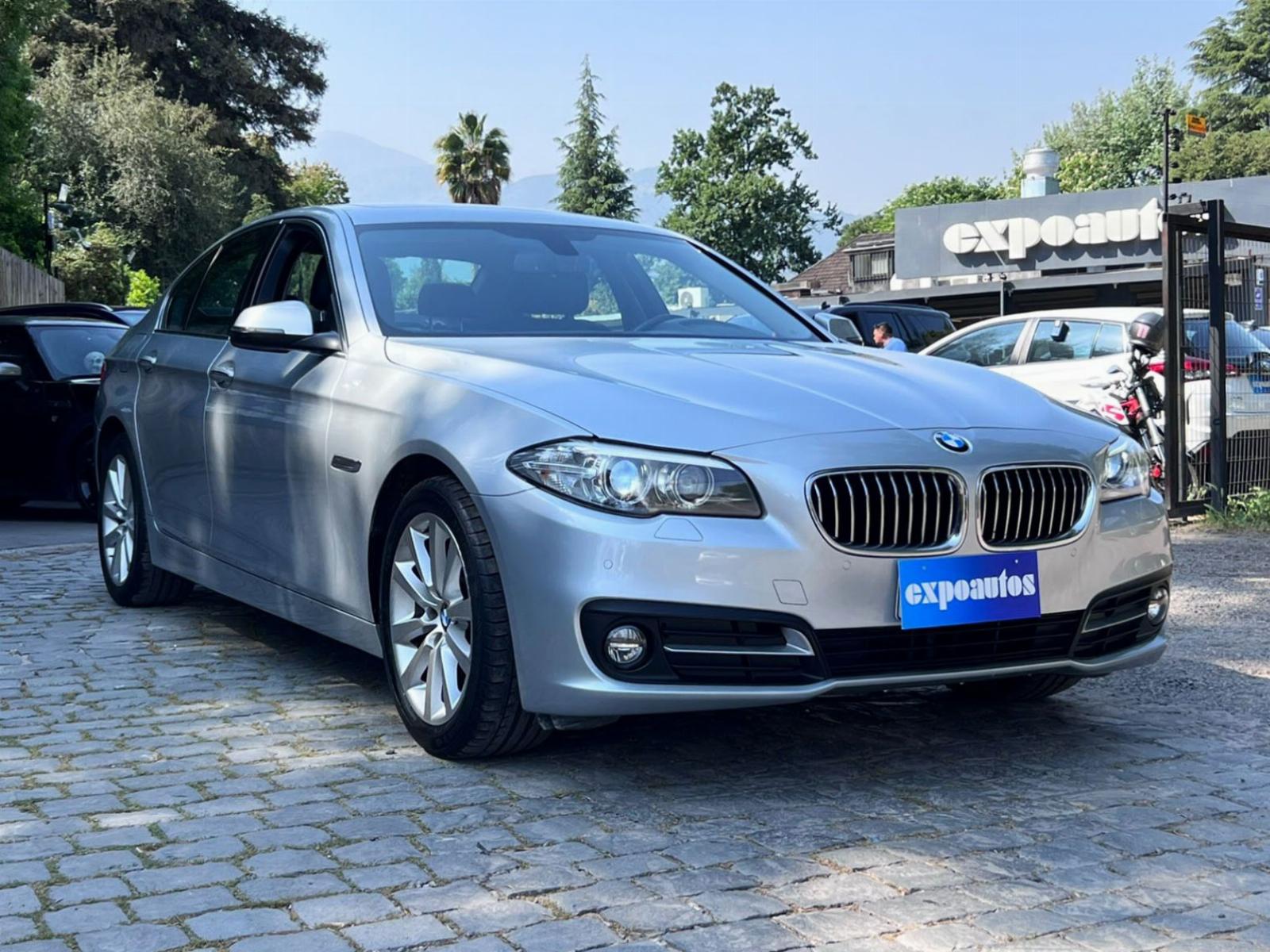 BMW 520 F10 LCI 2.0 2015 UN DUEÑO MANTENIMIENTO EN LA MARCA - FULL MOTOR